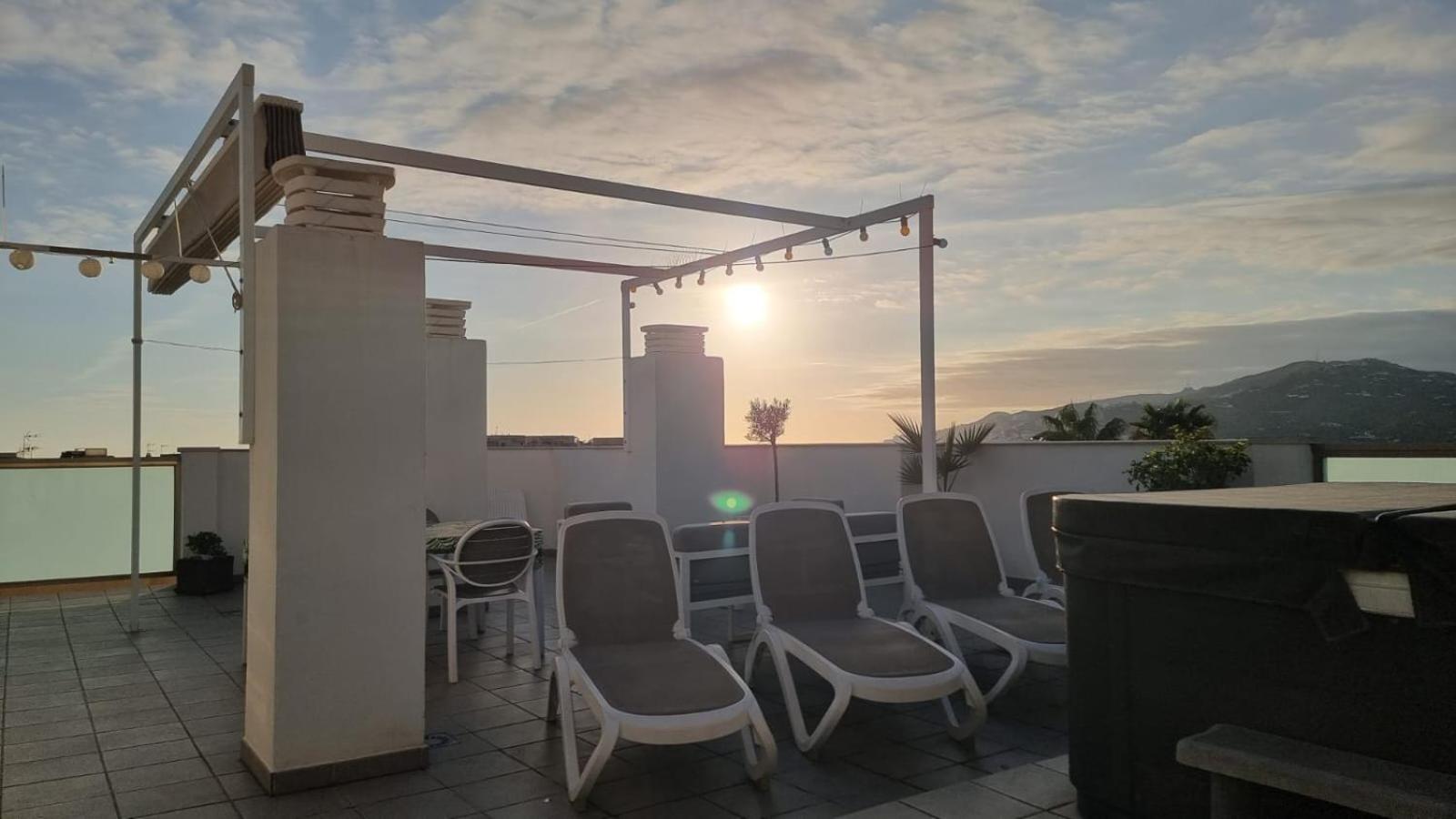 Penthouse Gloria *