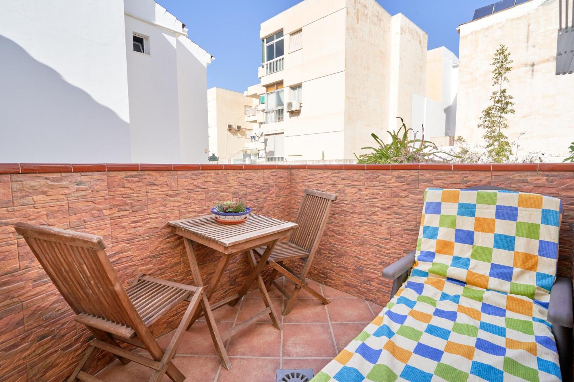 Lola 1 Nerja