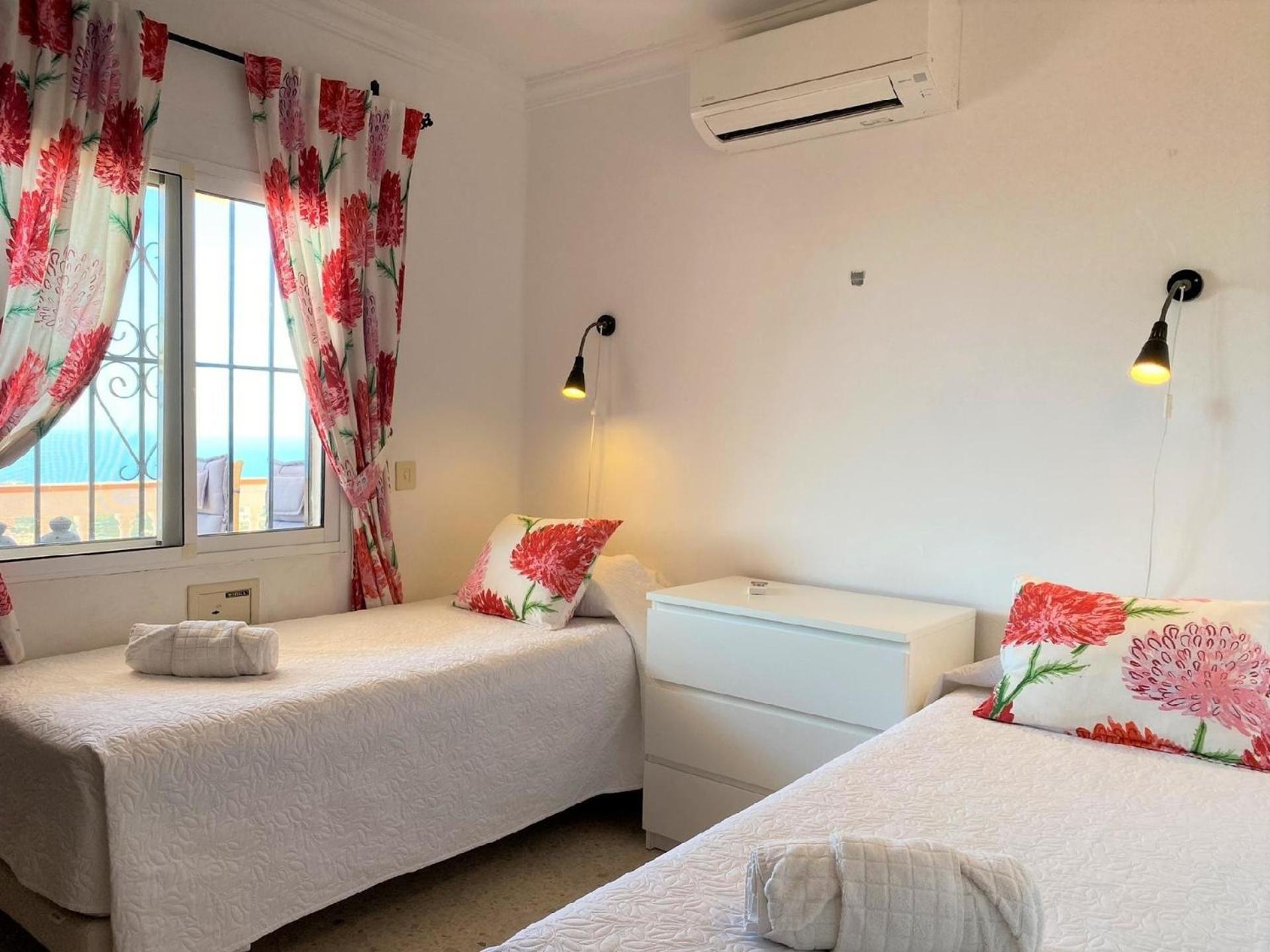 Fuer 4 Personen Ca 90 Qm In Nerja, Andalusien Costa Del Sol Nerja