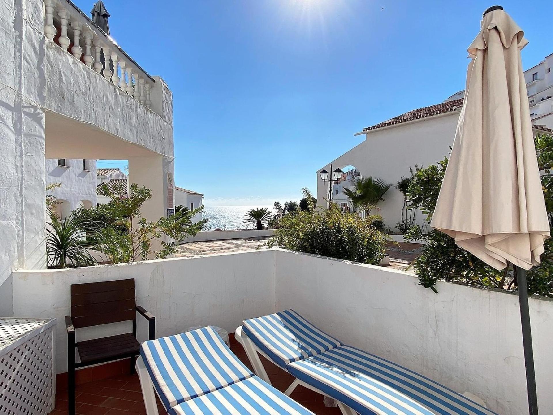 Apartamento Fuer 3 Personen Ca 60 Qm In Nerja, Andalusien Costa Del Sol *