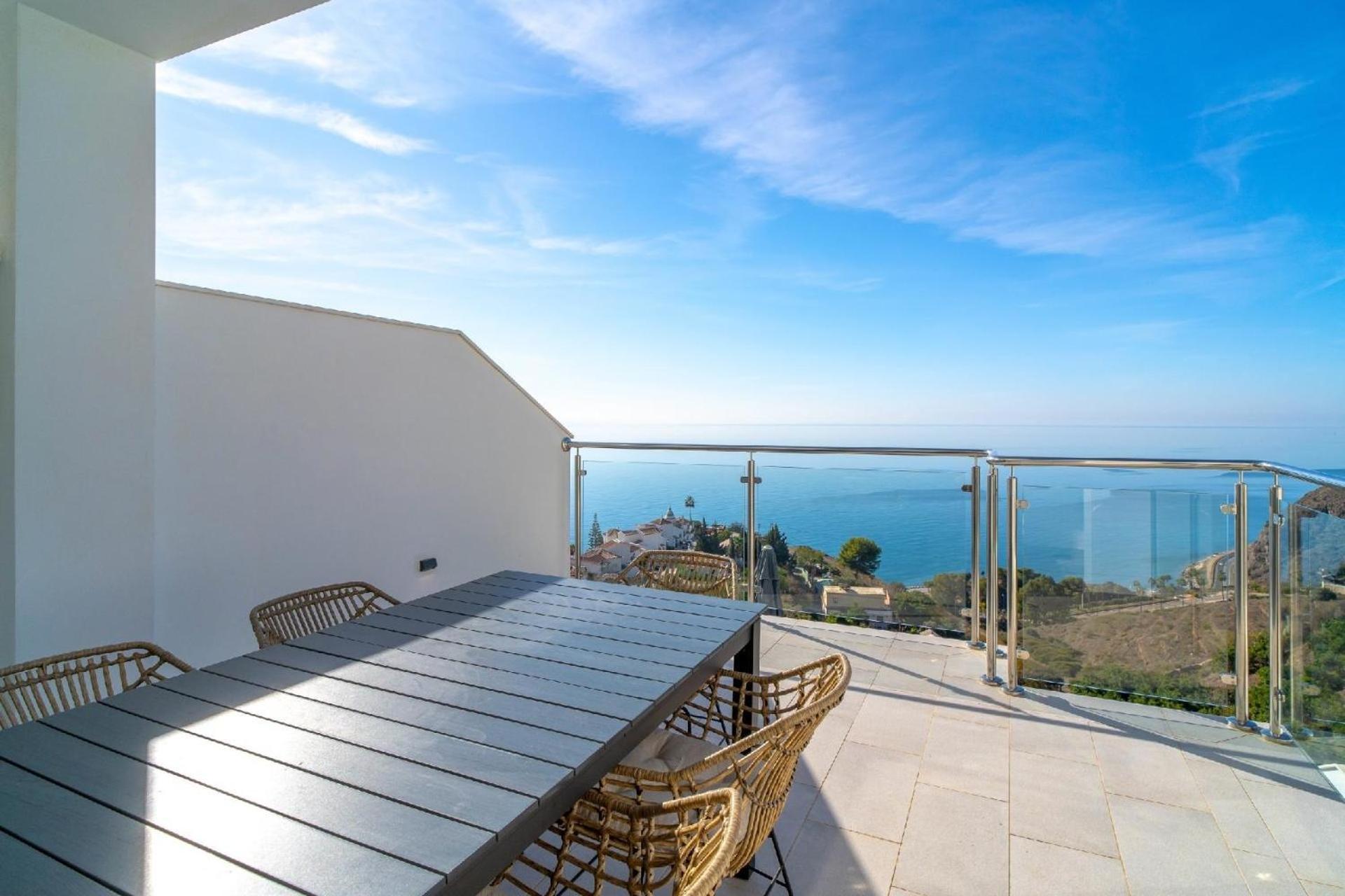 Apartamento Fuer 6 Personen Ca 120 Qm In Nerja, Andalusien Costa Del Sol