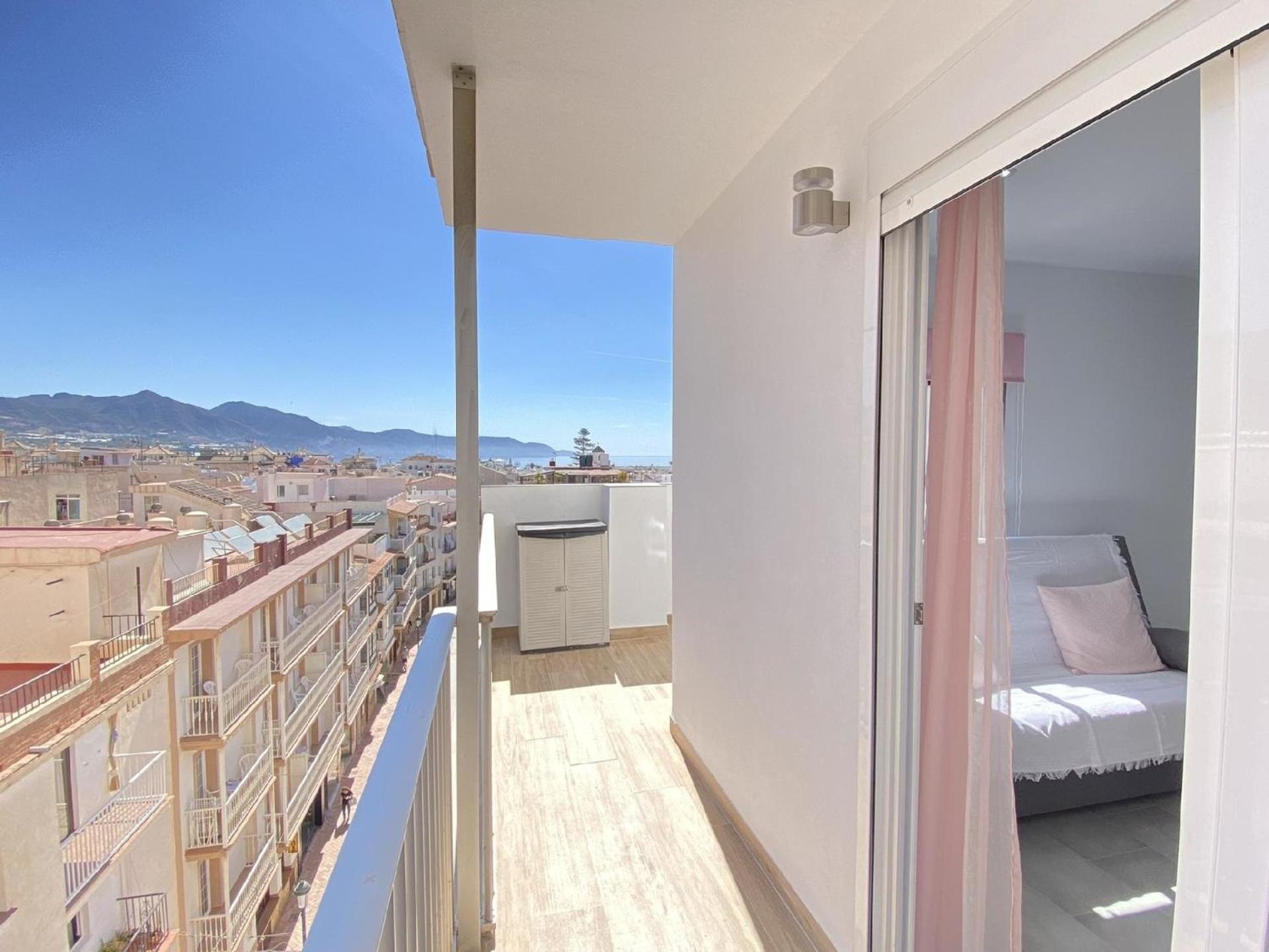 Fuer 3 Personen Ca 47 Qm In Nerja, Andalusien Costa Del Sol Apartment