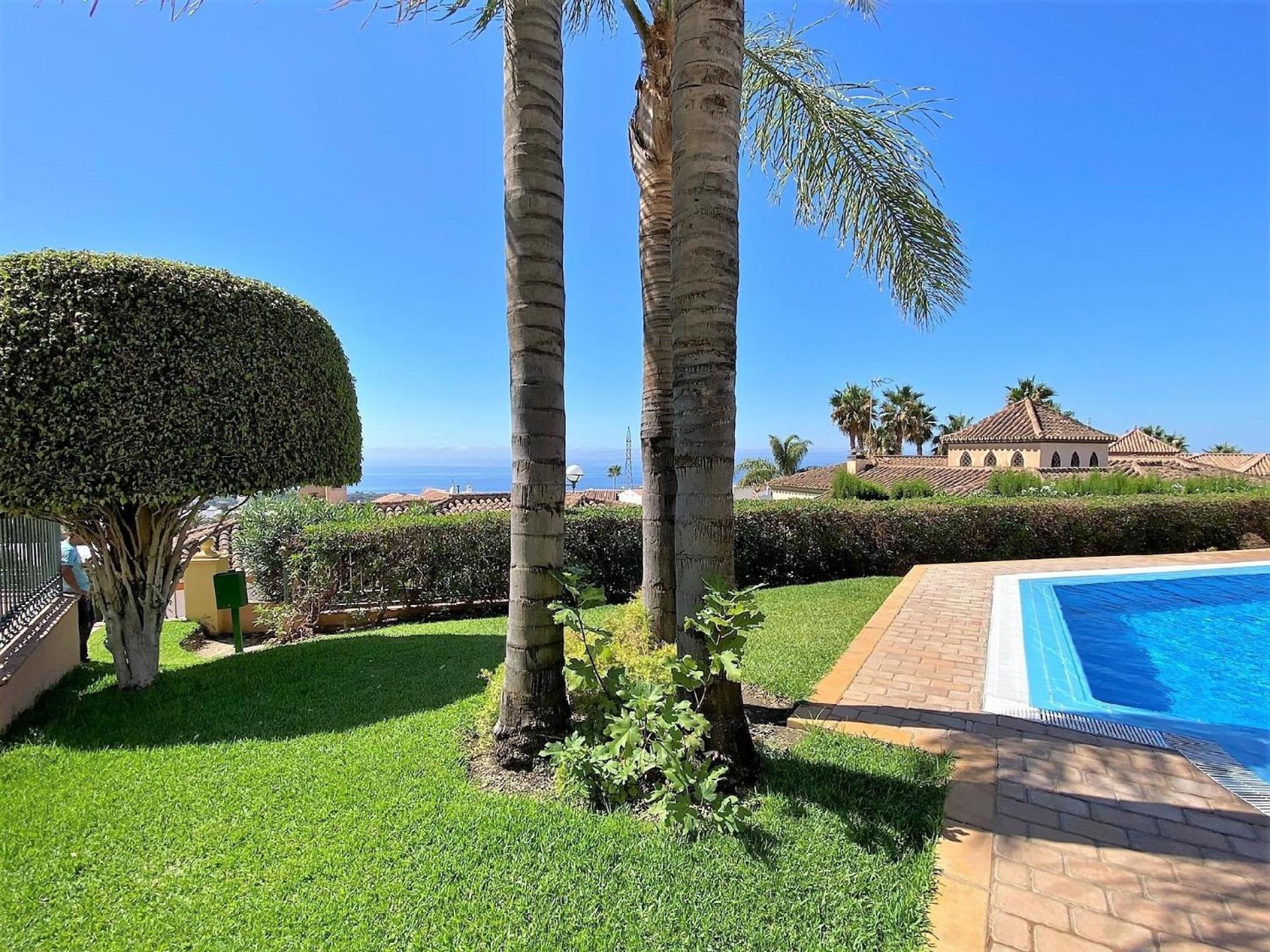 Apartment Fuer 6 Personen Ca 100 Qm In Nerja, Andalusien Costa Del Sol *