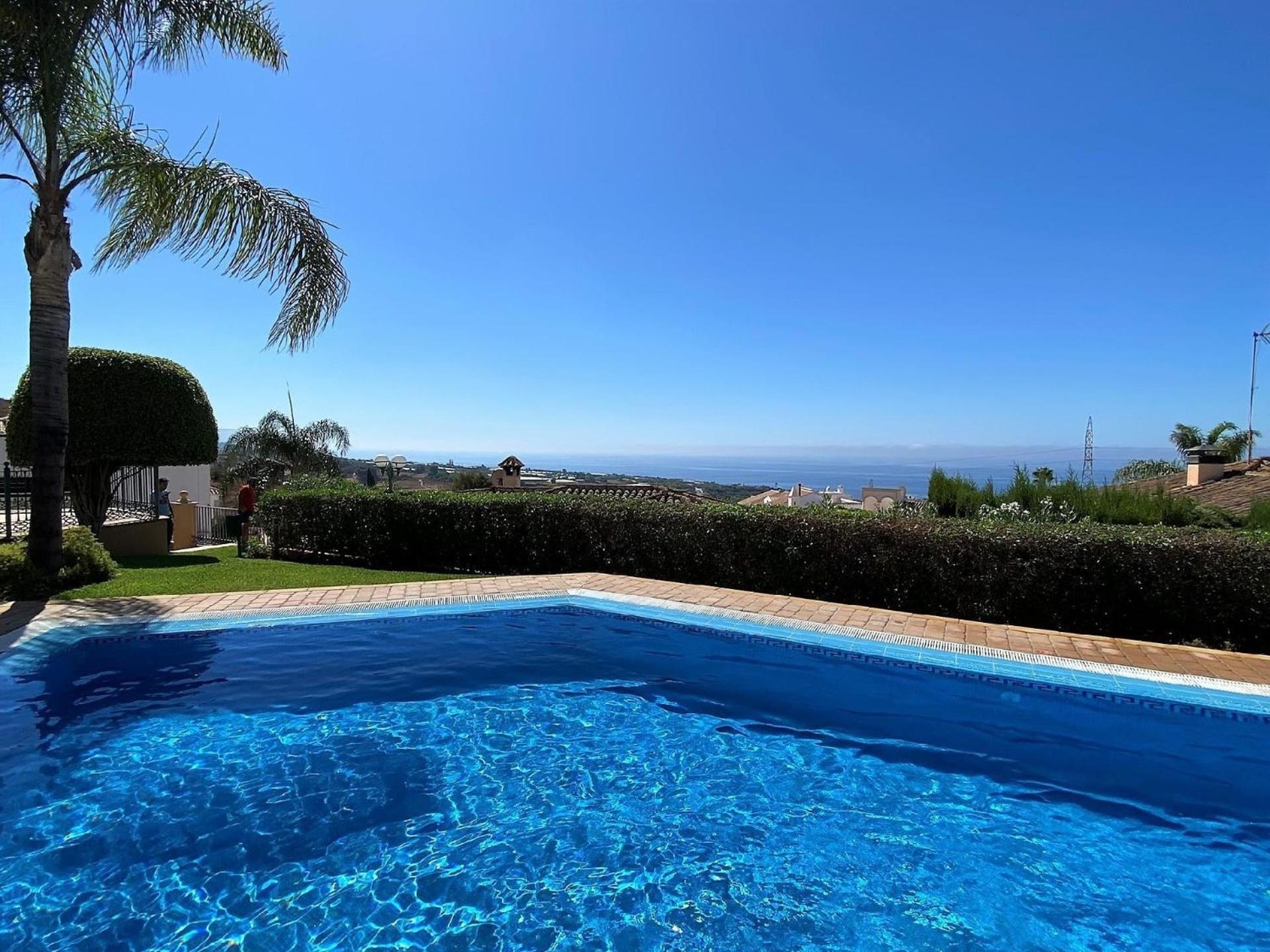Fuer 6 Personen Ca 100 Qm In Nerja, Andalusien Costa Del Sol Apartment Nerja