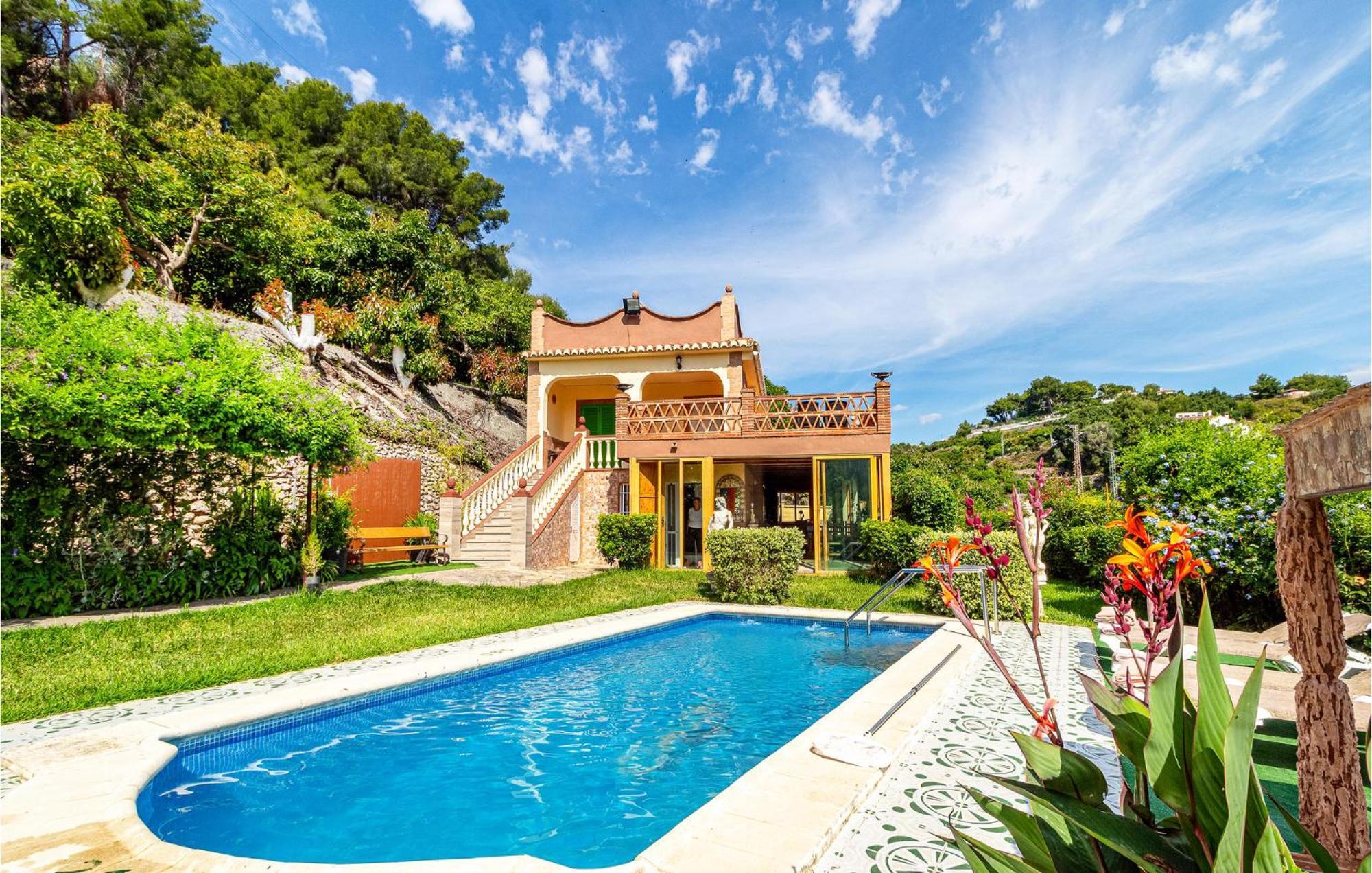 Сasa de vacaciones 3 Bedroom Awesome In *
