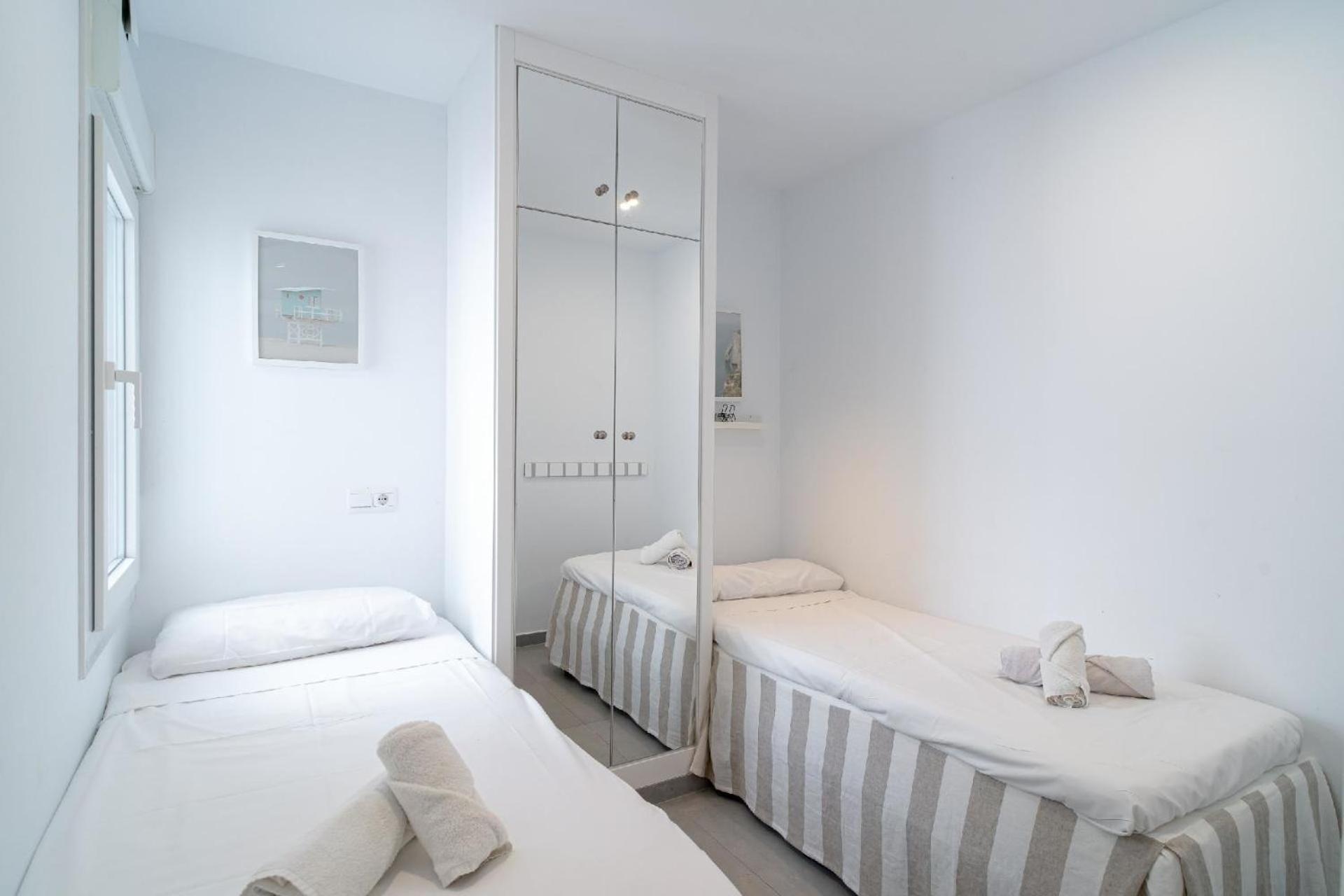 Apartamento Fuer 6 Personen Ca 105 Qm In Nerja, Andalusien Costa Del Sol *