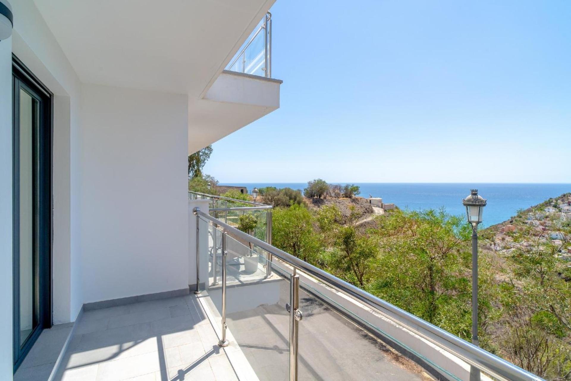 Fuer 4 Personen Ca 90 Qm In Nerja, Andalusien Costa Del Sol Nerja