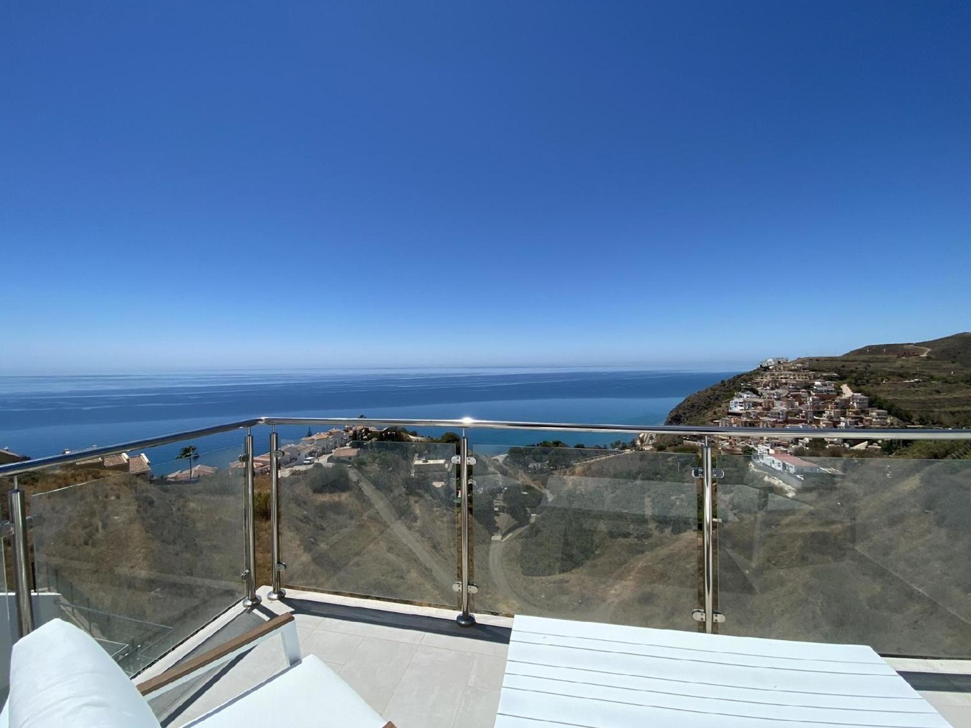 Fuer 6 Personen Ca 120 Qm In Nerja, Andalusien Costa Del Sol Apartamento Nerja