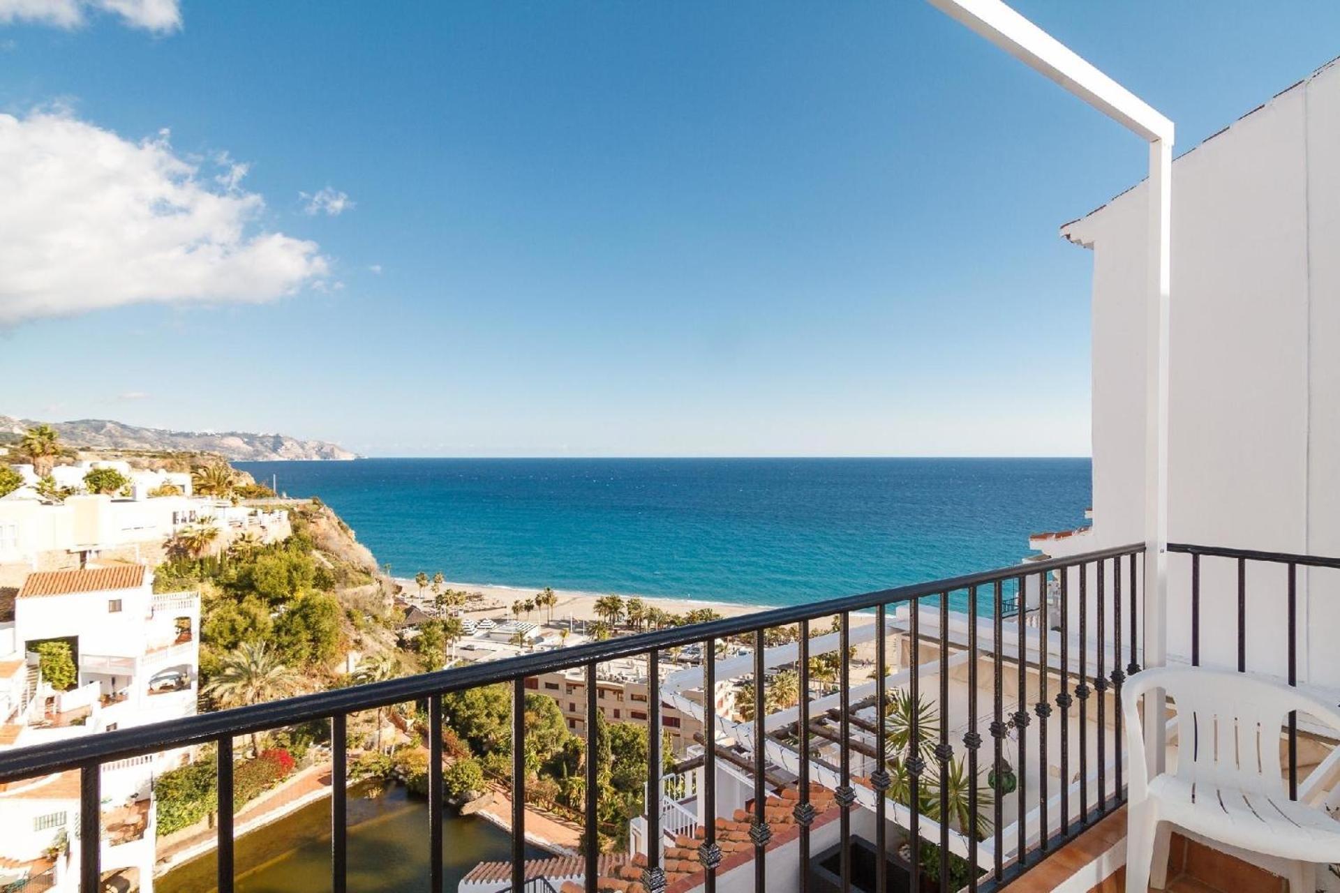 Fuer 6 Personen Ca 90 Qm In Nerja, Andalusien Costa Del Sol *