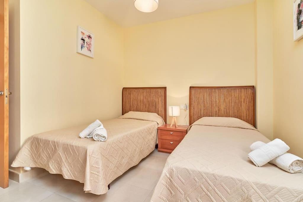 2 Bedroom Modern Apartment, * Nerja
