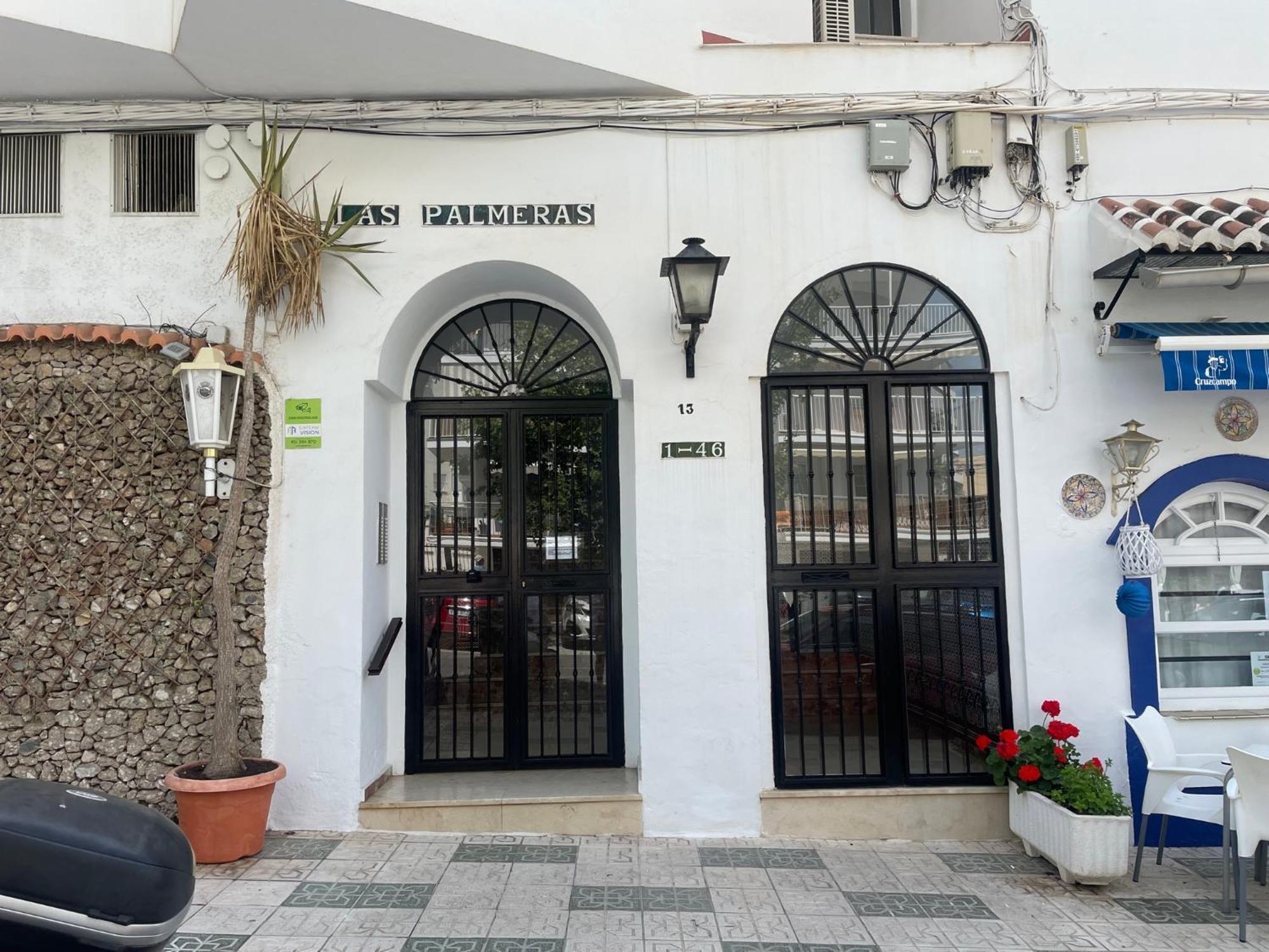 Palmeras 8 Menyber Nerja