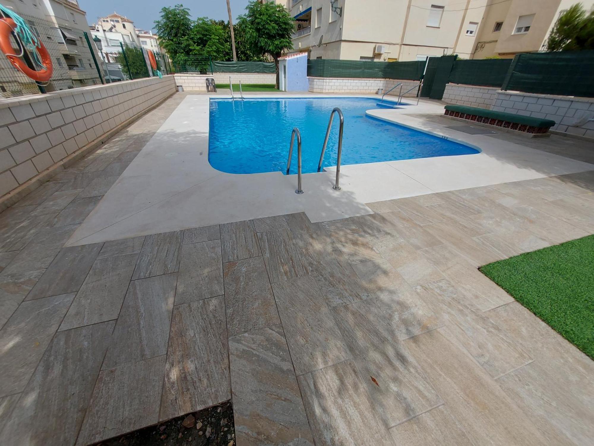 Apartamento Spacious Flat 100m From Beach-nerja-spain