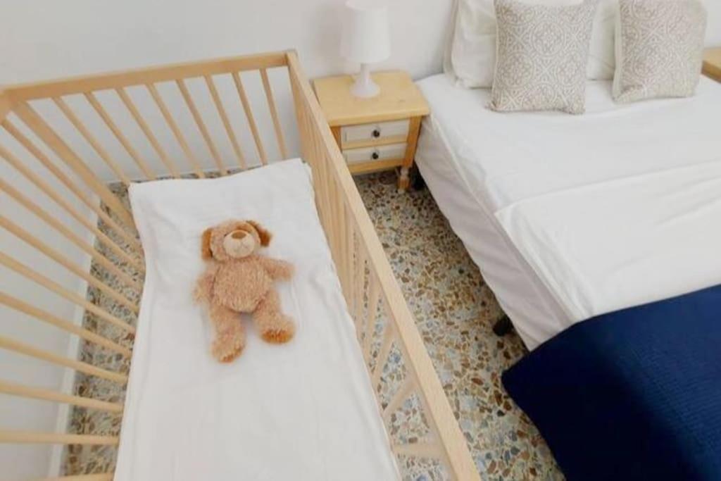 Apartamento Spacious Flat 100m From Beach-nerja-spain Nerja