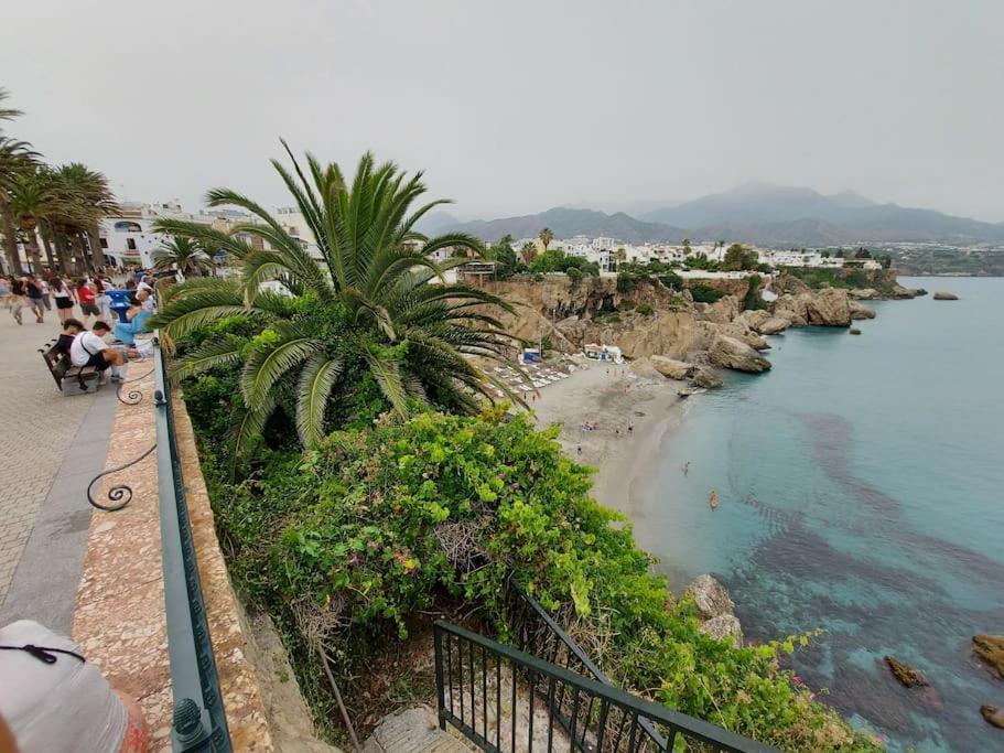 Apartamento Spacious Flat 100m From Beach-nerja-spain *