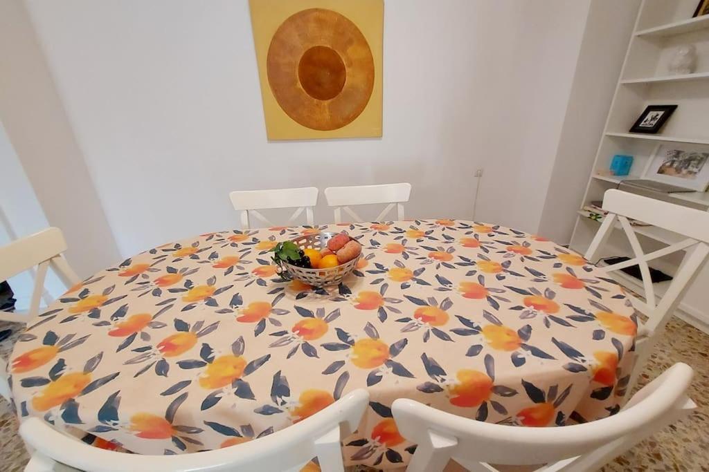 Spacious Flat 100m From Beach-nerja-spain Nerja