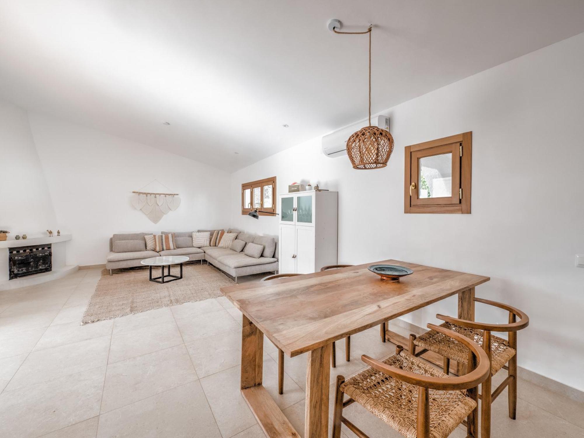 Сasa de vacaciones In Mediterranean Style With Private Pool