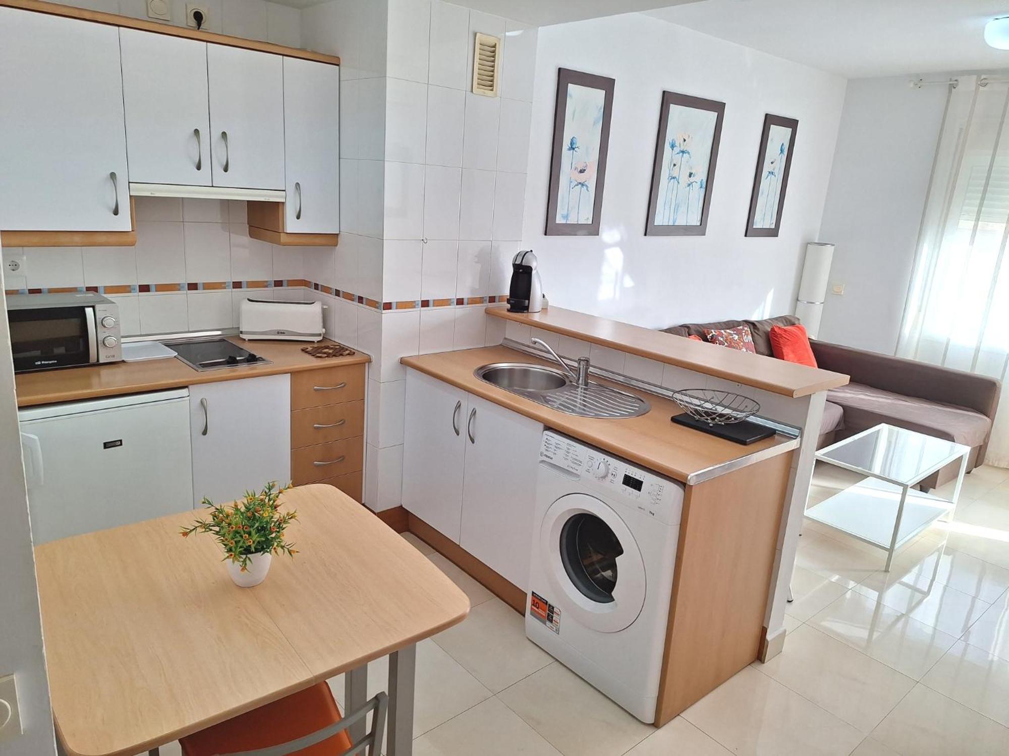 Piso Acogedor Cerca De La Playa Torrecilla Apartamento
