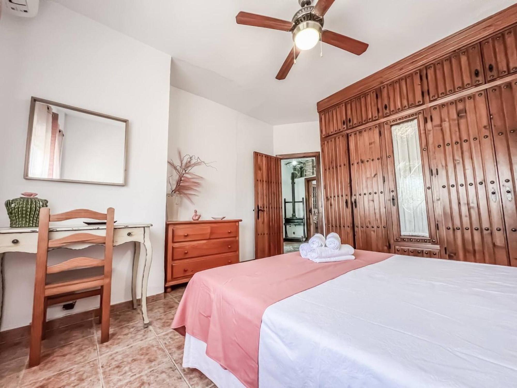 Cd-1926 Three Bedroom In * Nerja