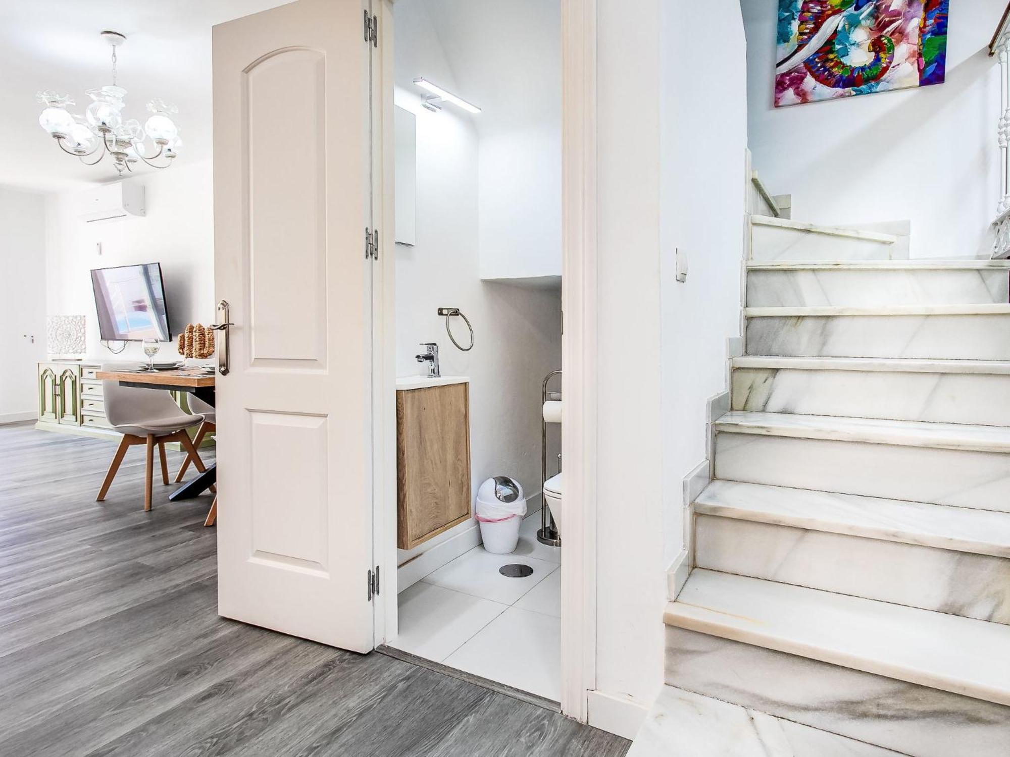 Cheng By Interhome *