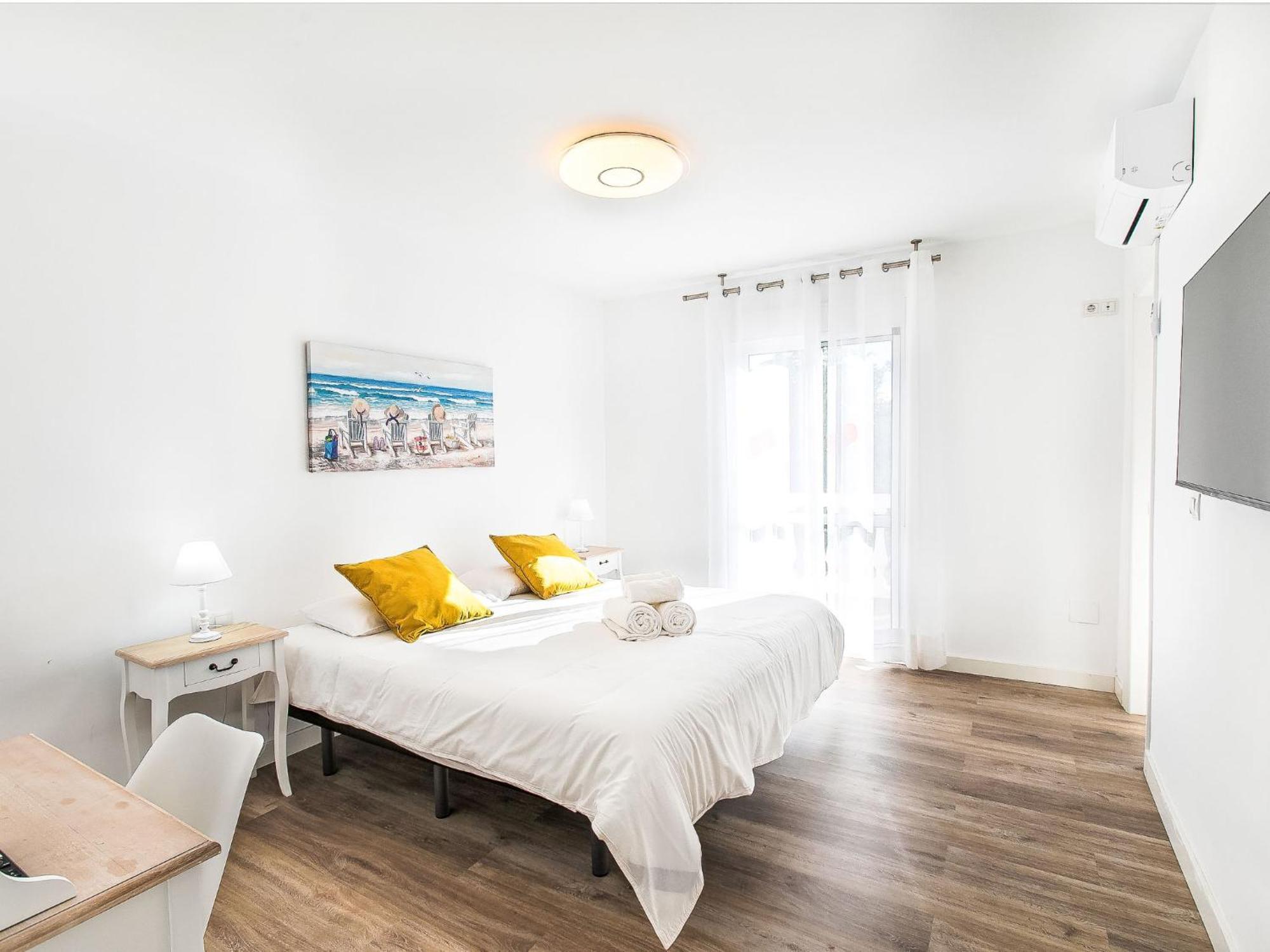 Cheng By Interhome * Nerja