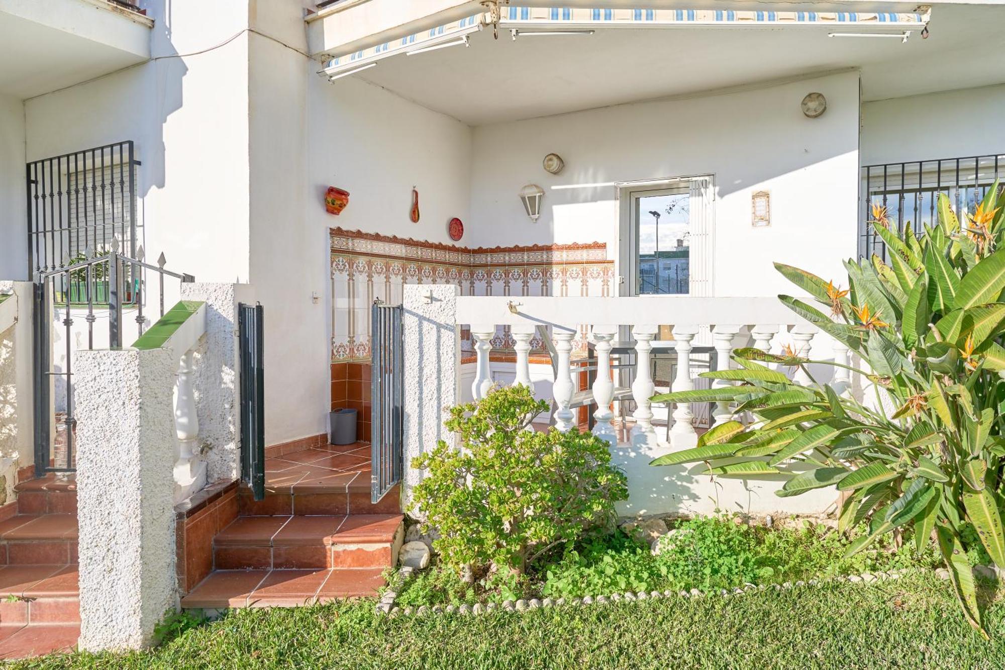 Poolside Apartamento Nerja