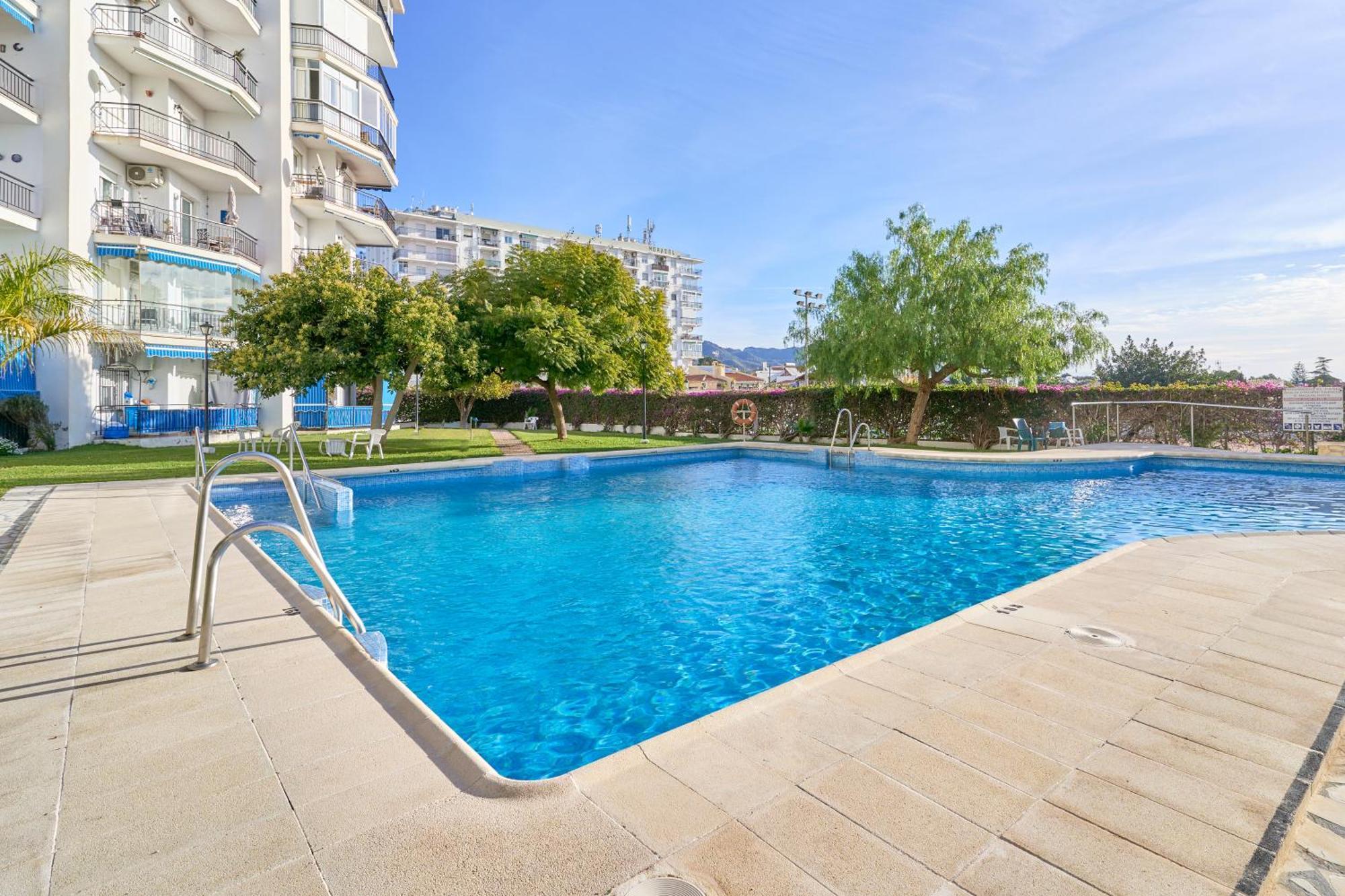 Poolside Apartamento