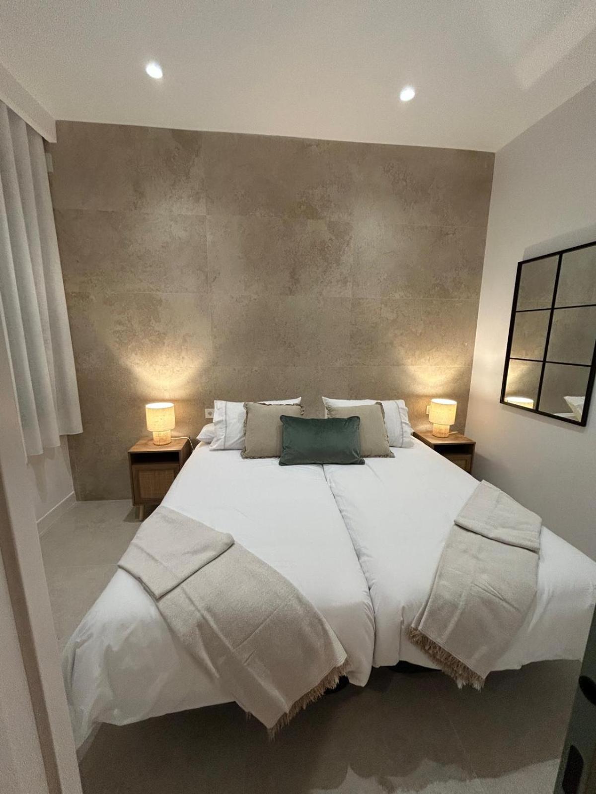 De Lujo Con Piscina Climatizada Apartamento *