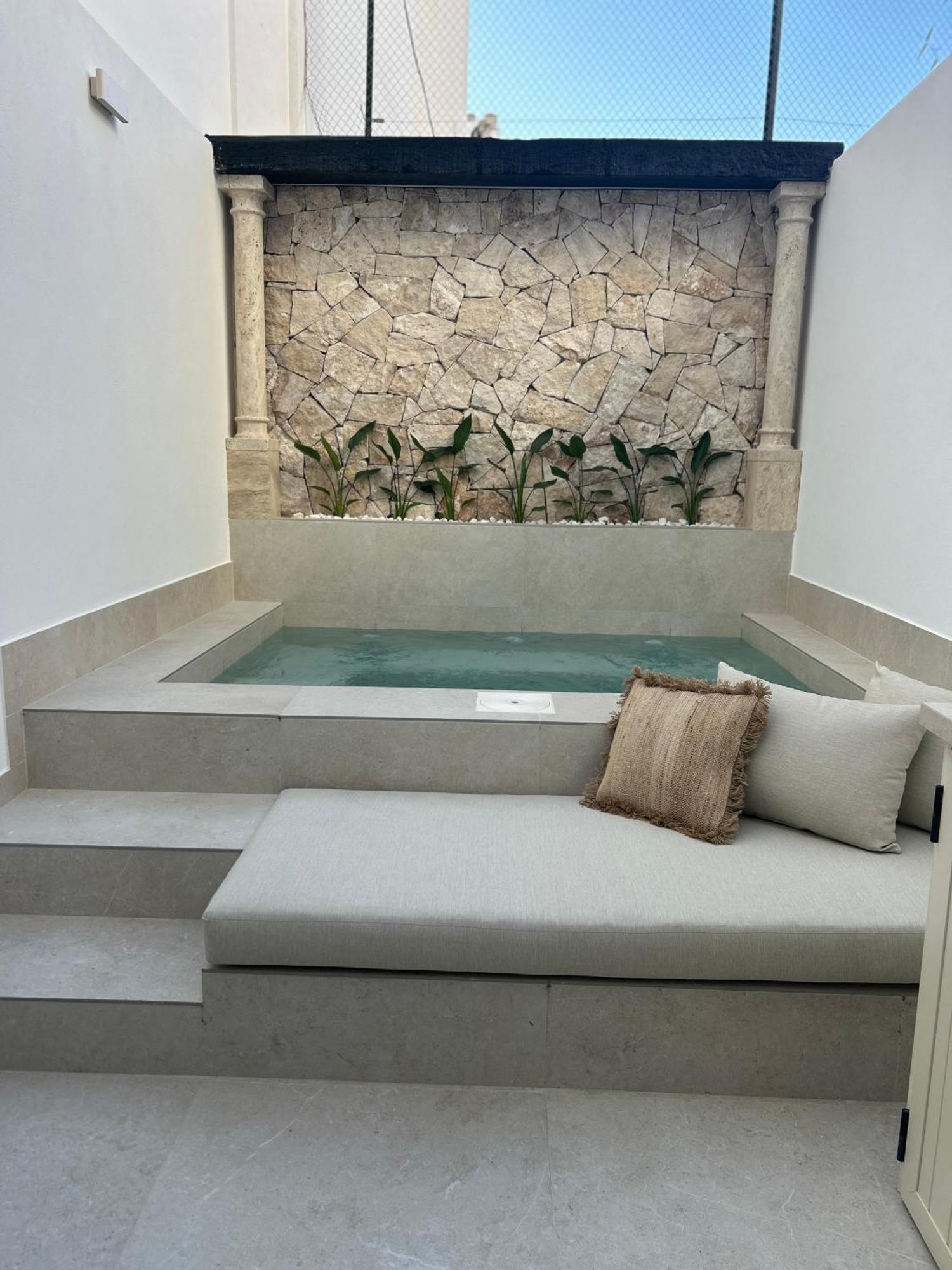 De Lujo Con Piscina Climatizada Nerja