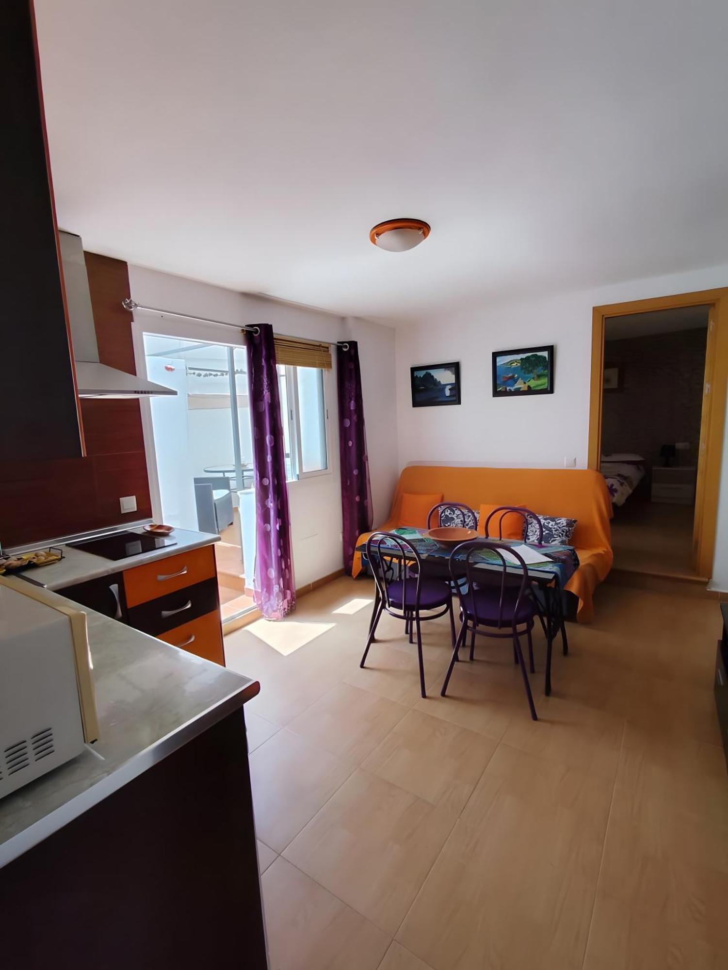 Naranja Apartamento *