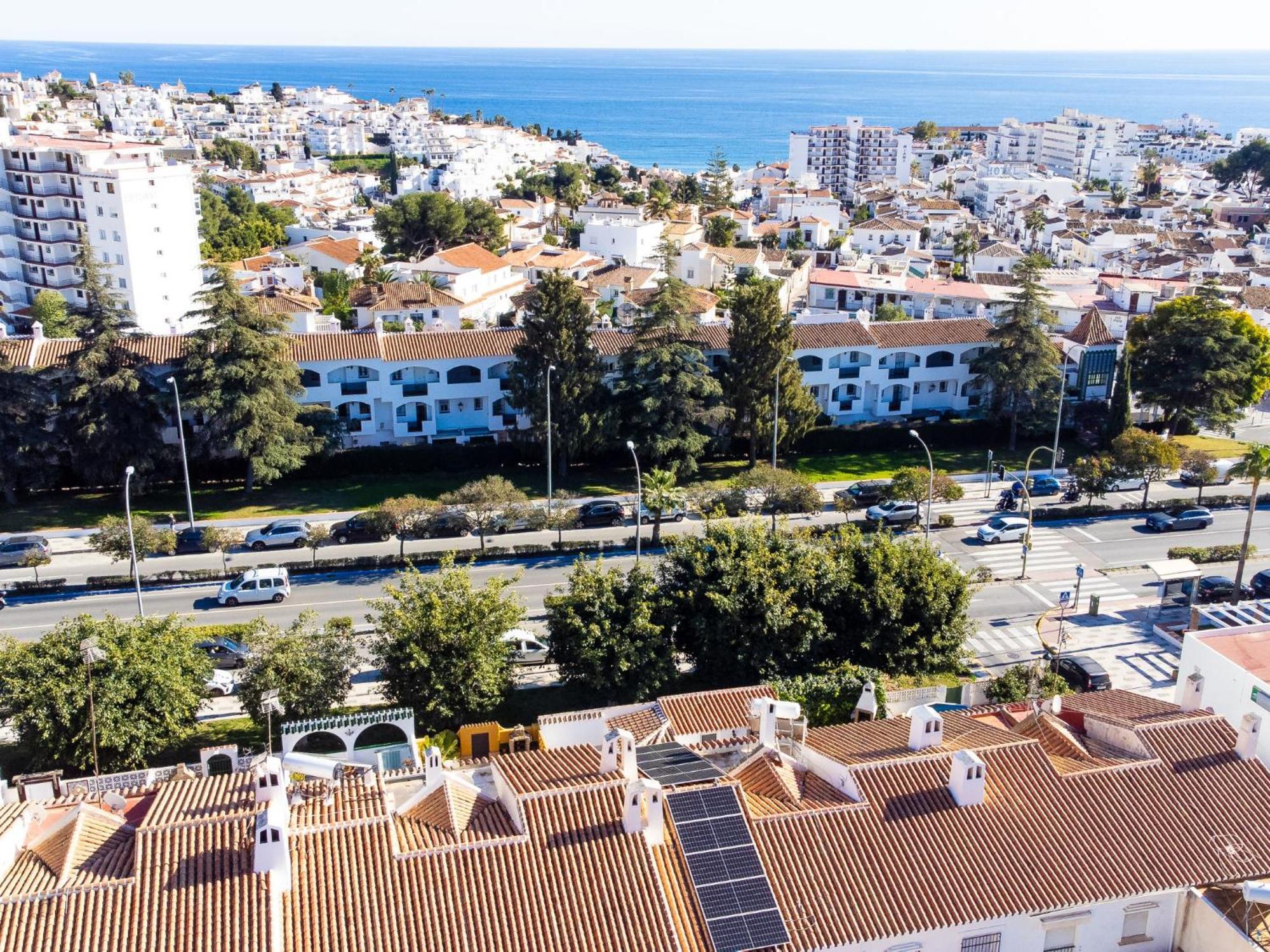 Cheng By Interhome Nerja