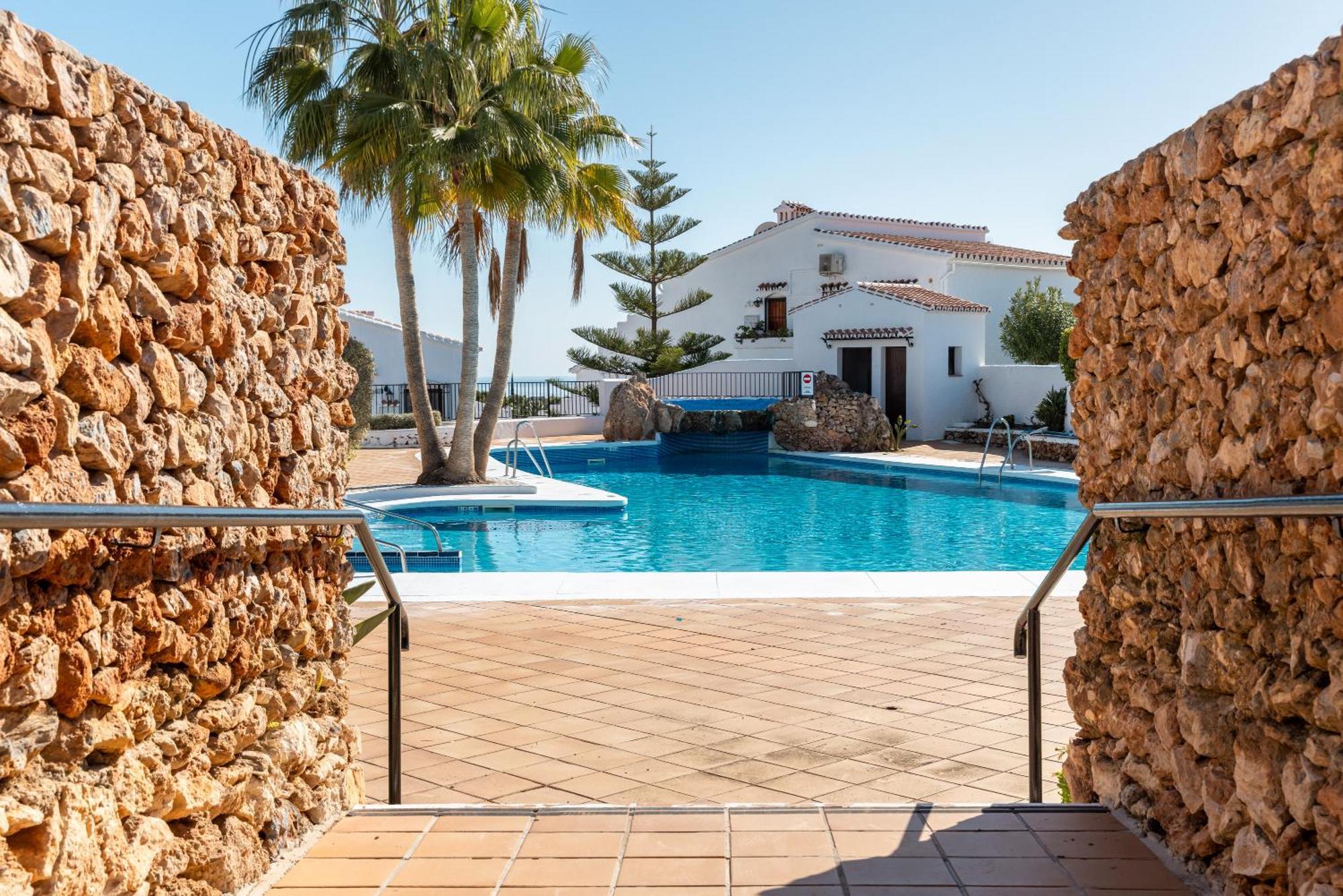 Sea View Capistrano Village Apartamento Nerja