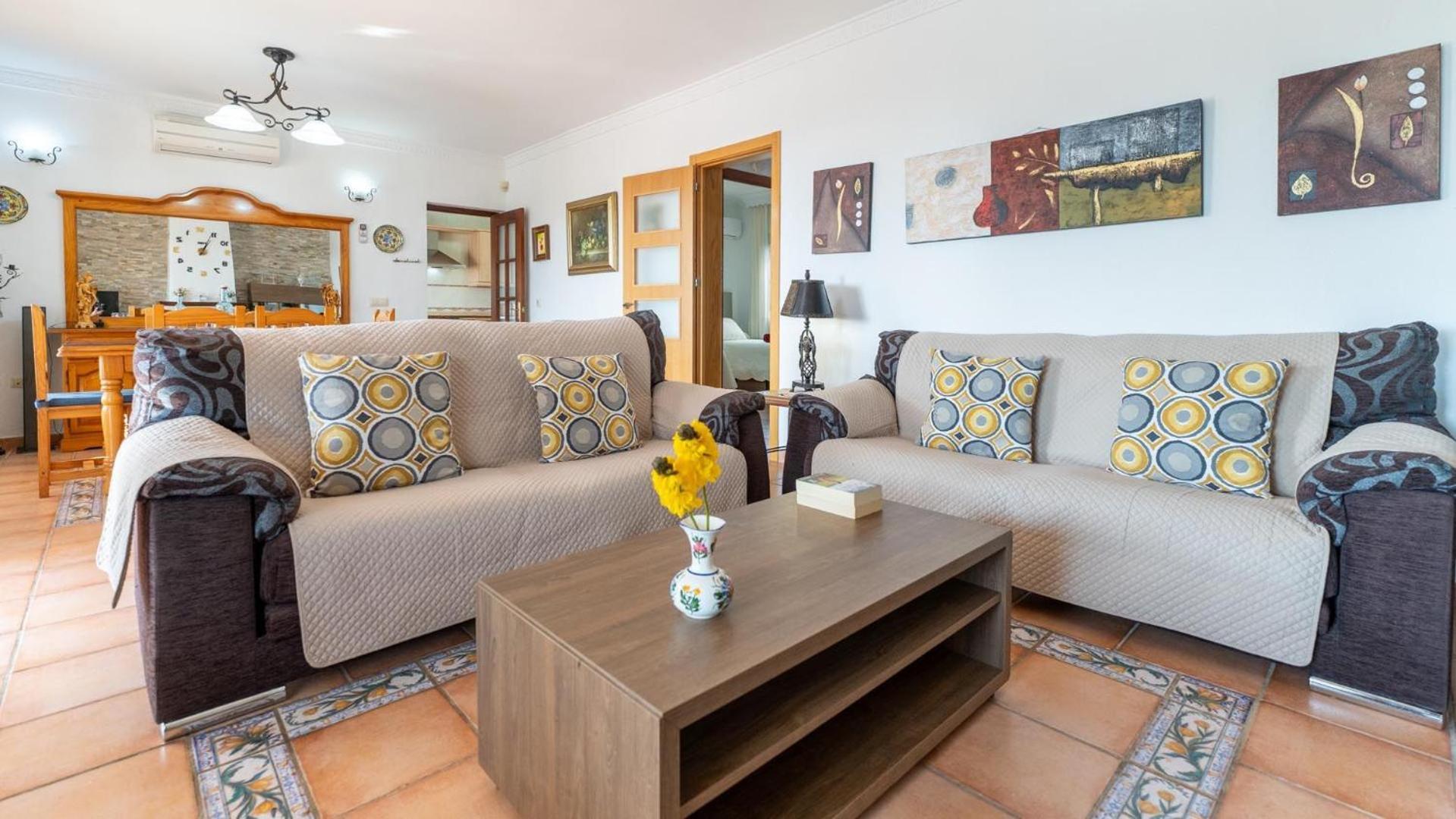 Lola Casitas Select