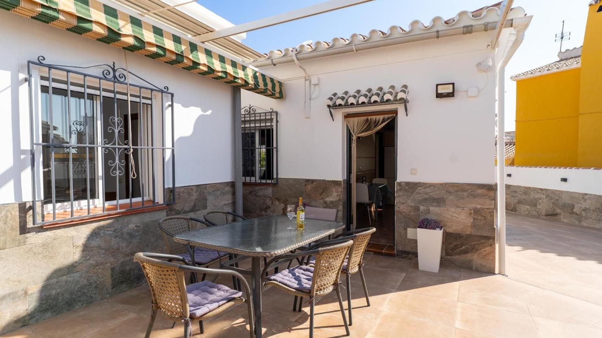 Lola Casitas Select Villa Nerja