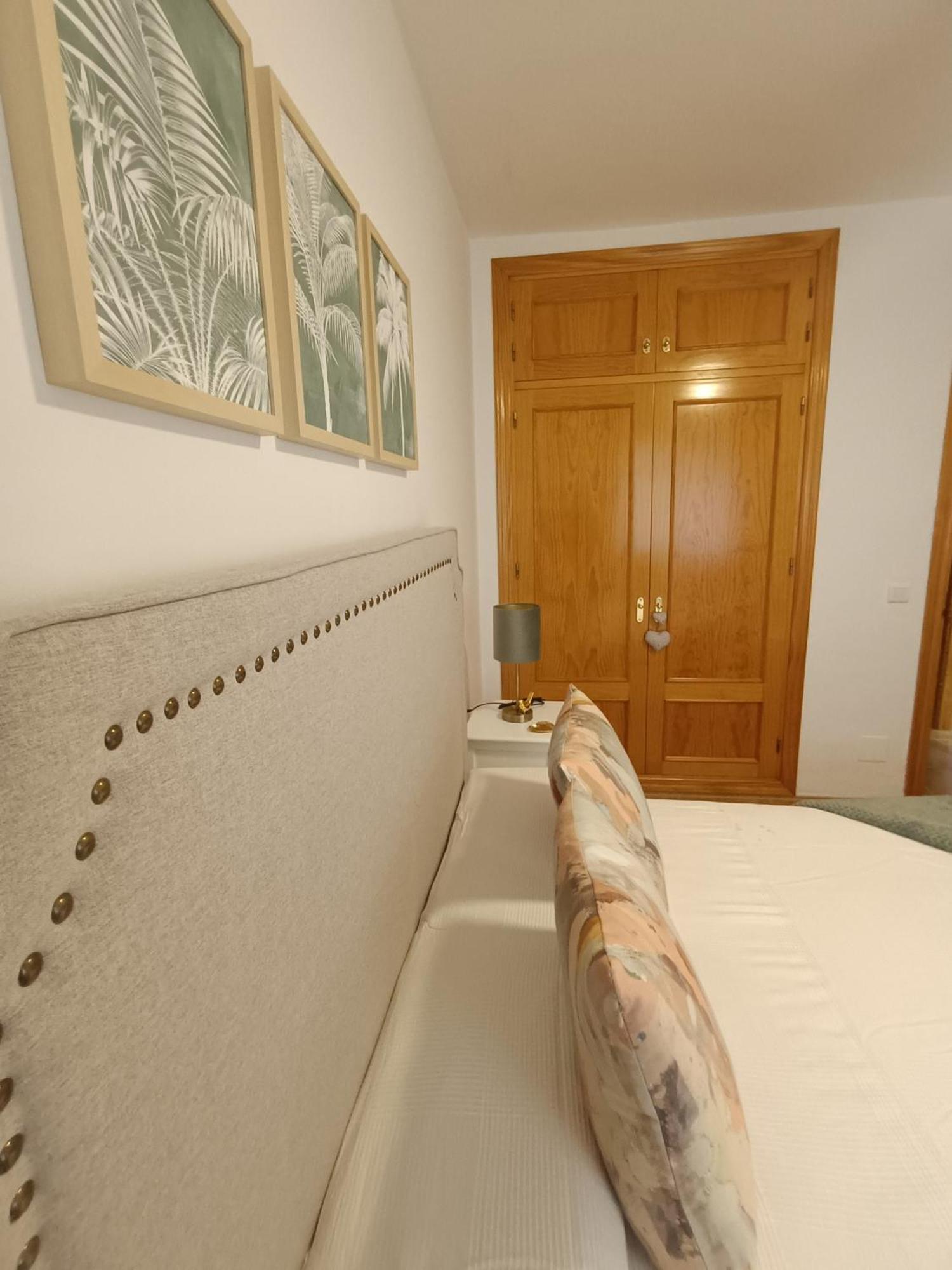 Apartamento Puerta De Carabeo Nerja