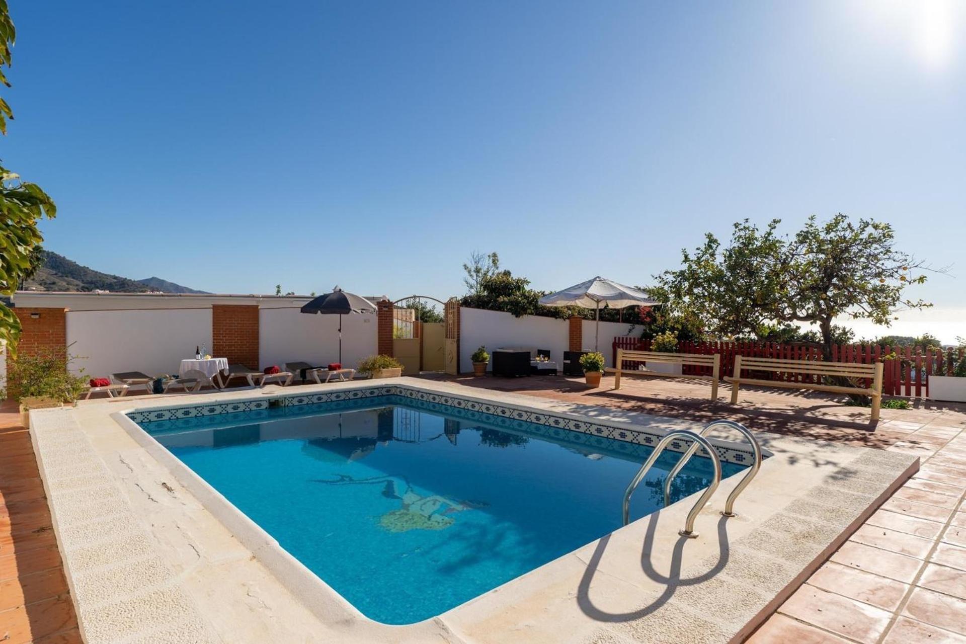 Сasa de vacaciones Mit Privatpool Fuer 6 Personen Ca 90 Qm In Nerja, Andalusien Costa Del Sol Nerja
