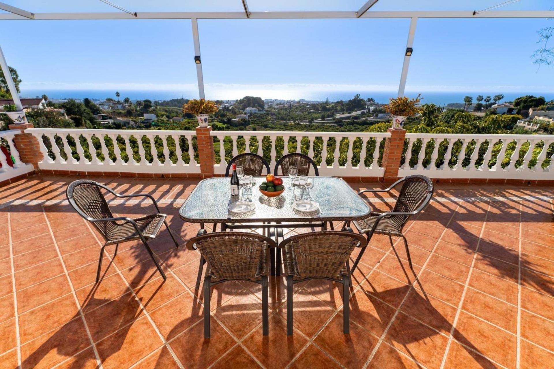 Mit Privatpool Fuer 6 Personen Ca 90 Qm In Nerja, Andalusien Costa Del Sol Сasa de vacaciones Nerja