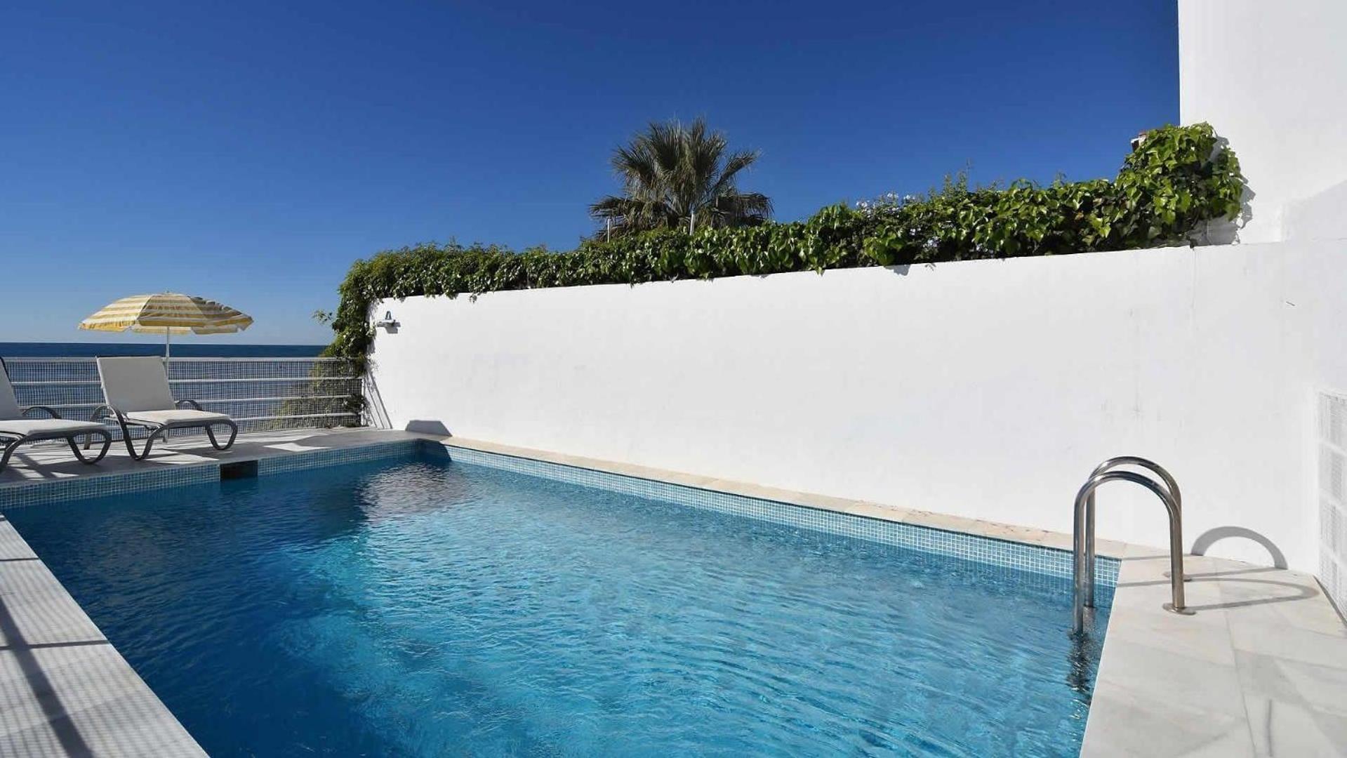 Mit Privatpool Fuer 7 Personen Ca 246 Qm In Nerja, Andalusien Costa Del Sol Casa de férias *