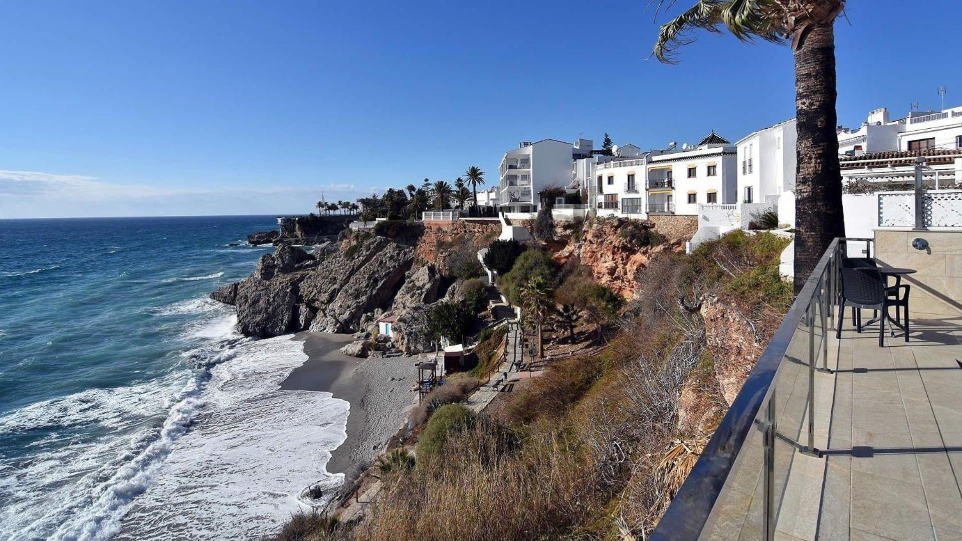 Mit Privatpool Fuer 6 Personen Ca 246 Qm In Nerja, Andalusien Costa Del Sol Сasa de vacaciones