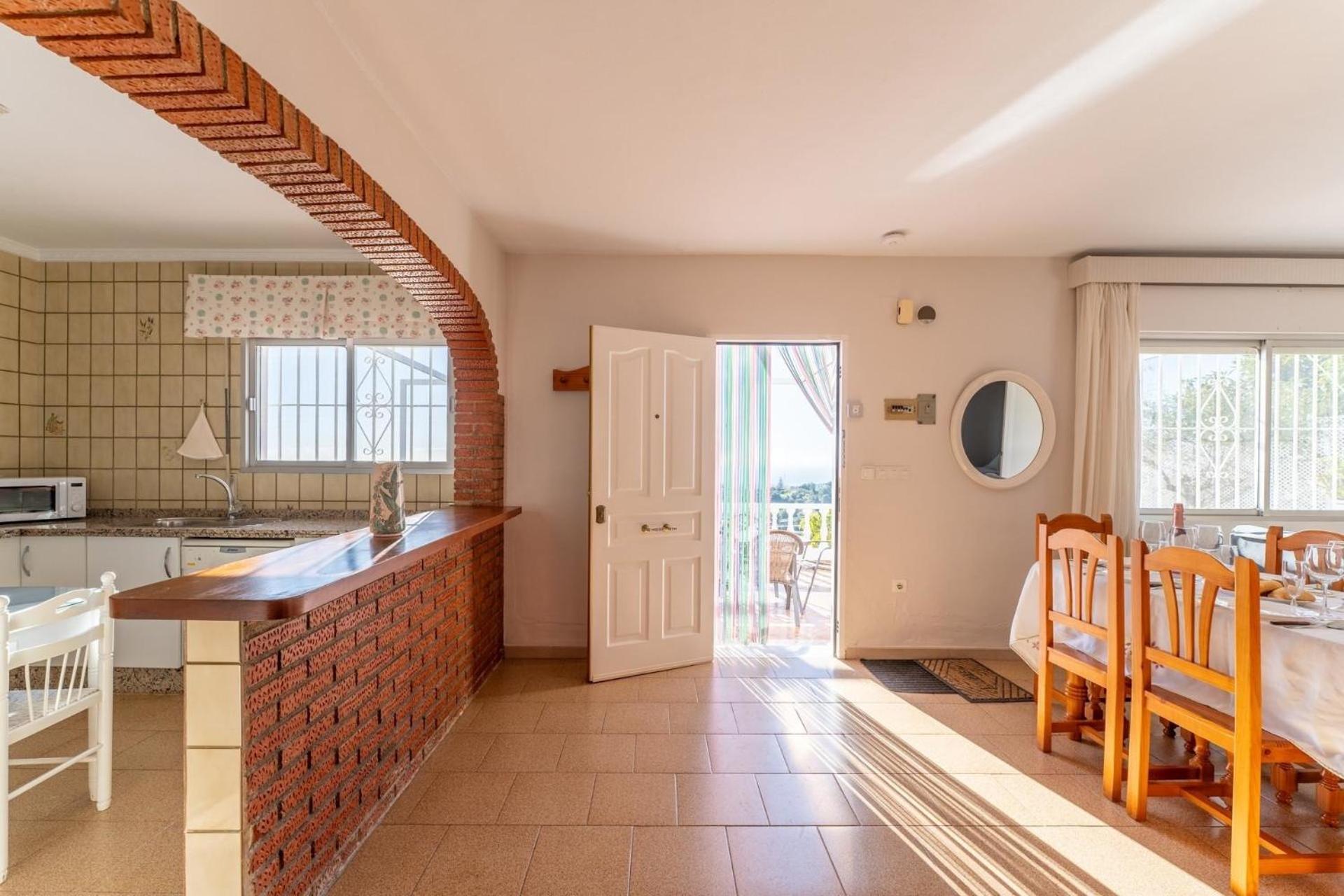 Mit Privatpool Fuer 6 Personen Ca 90 Qm In Nerja, Andalusien Costa Del Sol Сasa de vacaciones