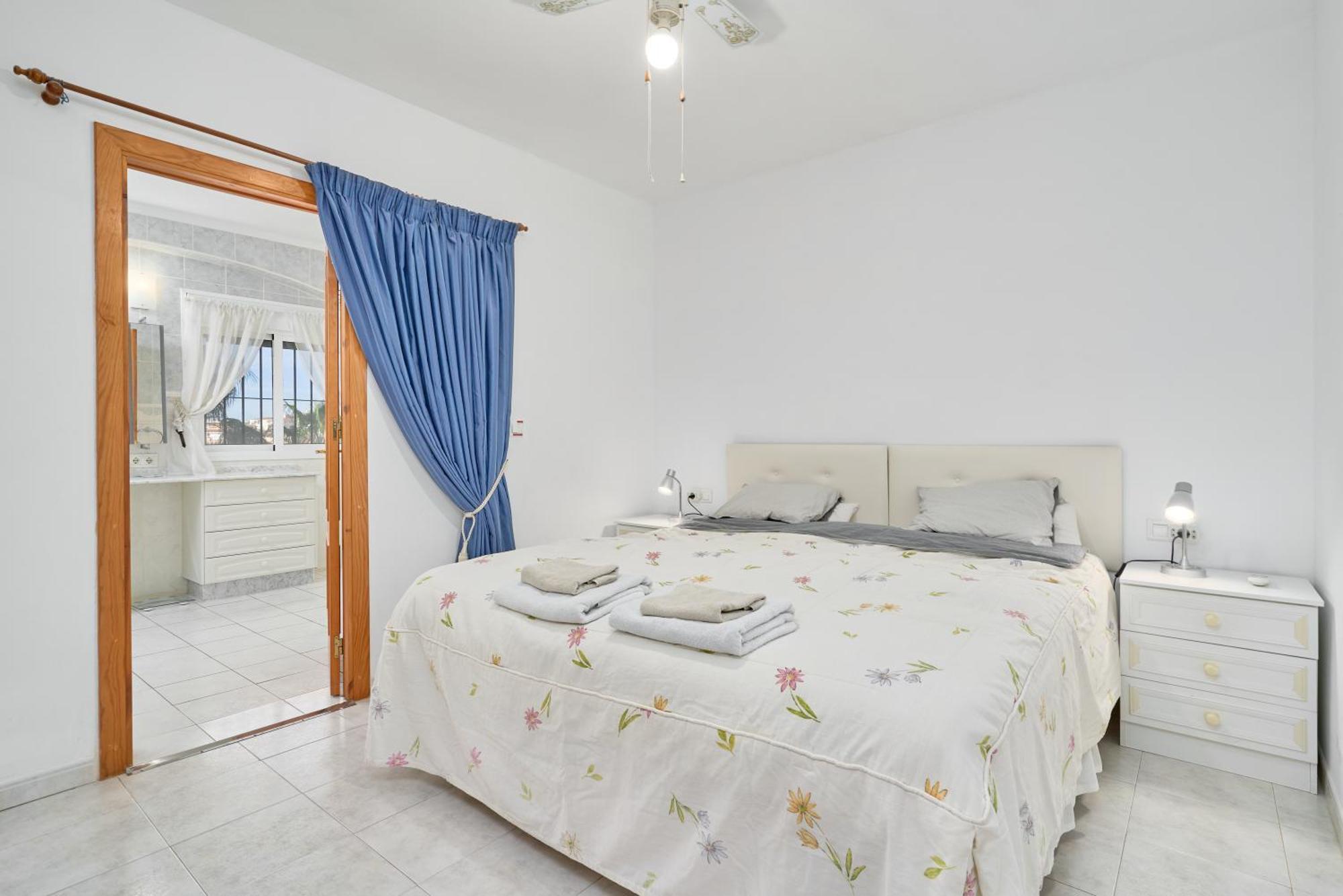 Casa Rosa Burriana Villa Nerja