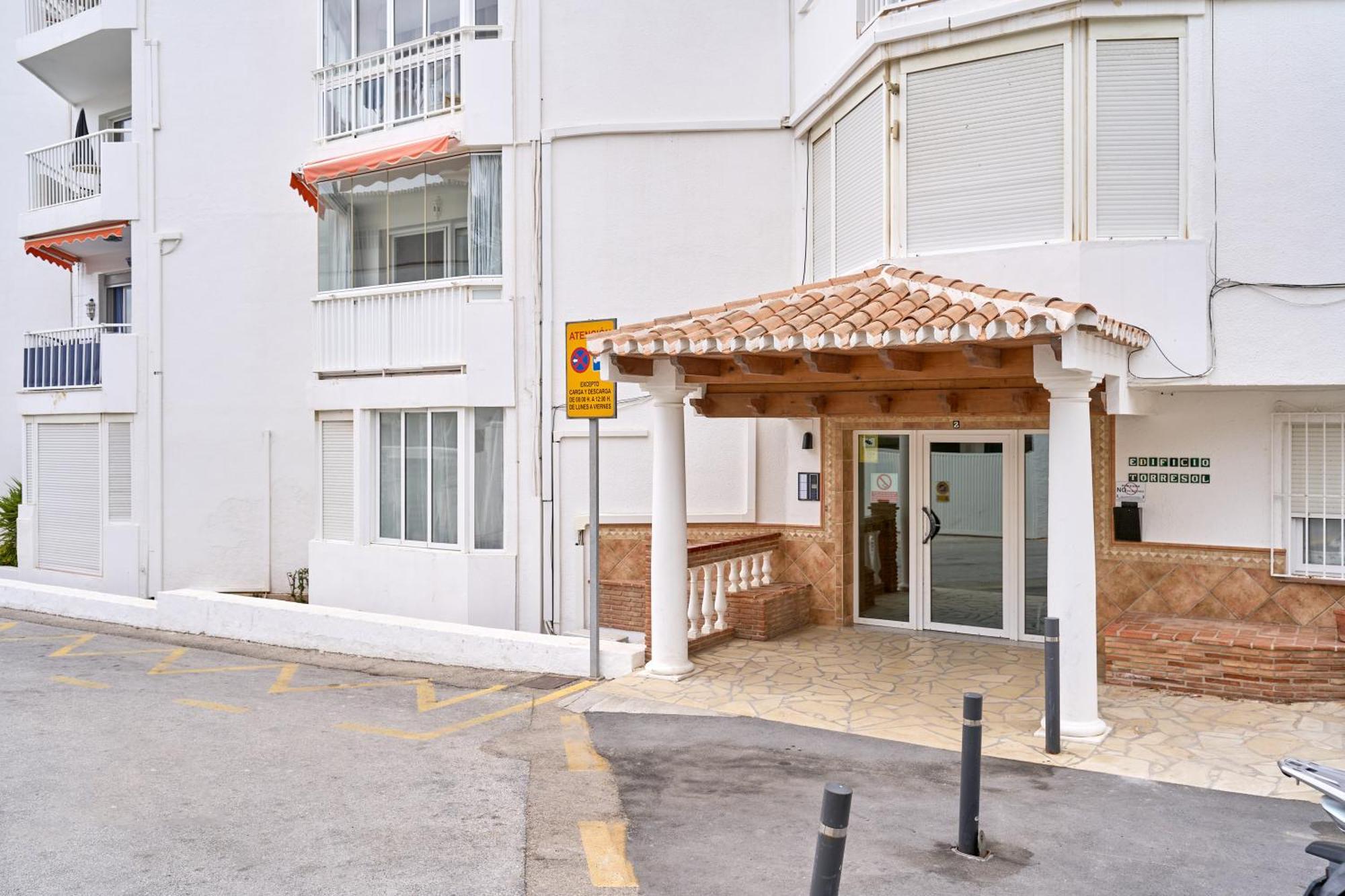 Large One Bed Apartamento