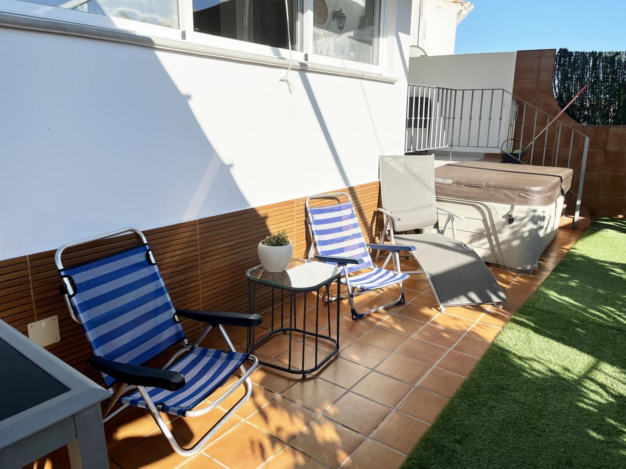 Condal - Jacuzzi & Bbq Apartamento Nerja