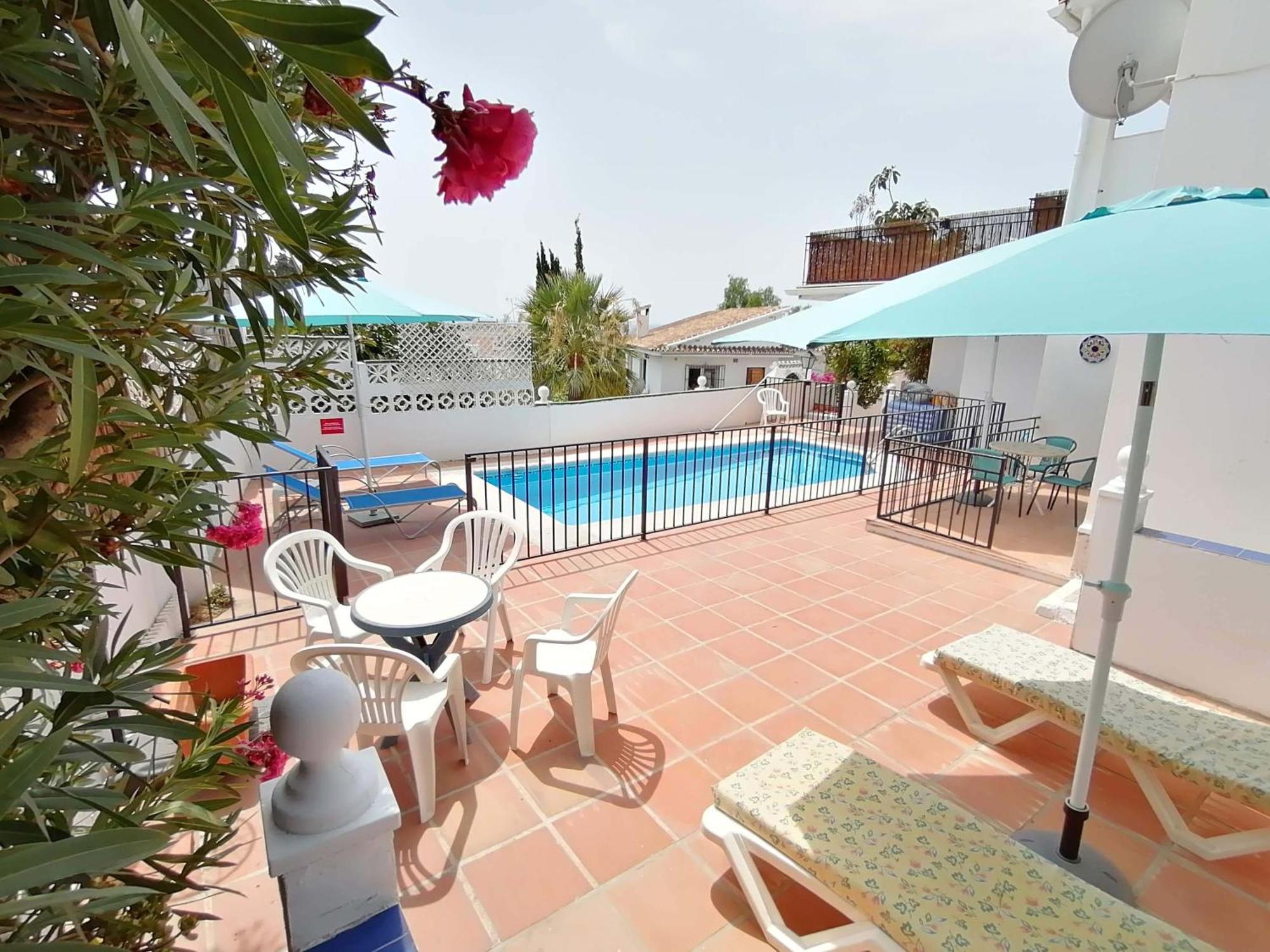 Pousada 2 Bed - Sleeps 5 - Private Pool & Garden *