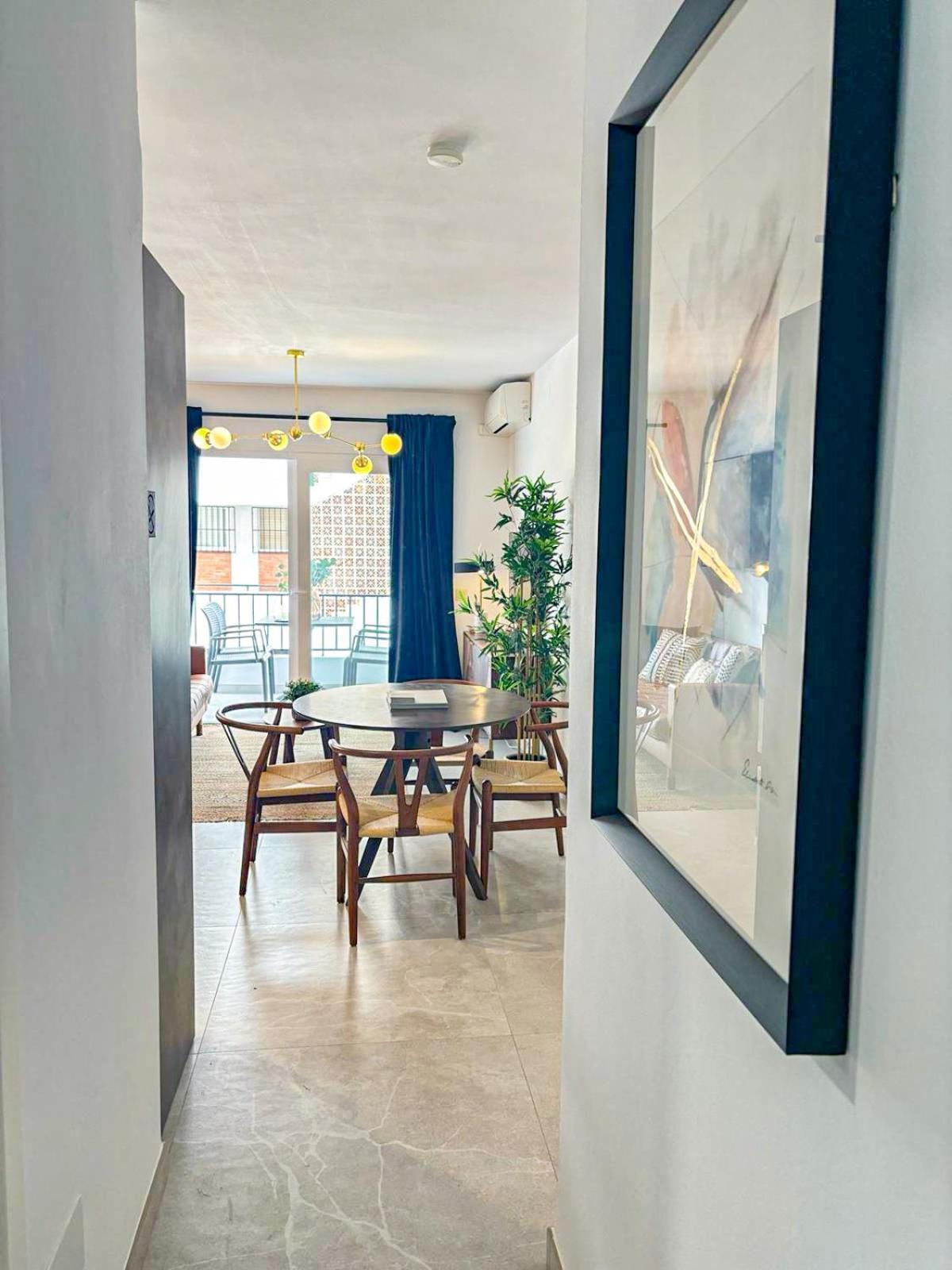 Renovated 2 Bedroom In Center, Carabeo Area * Nerja
