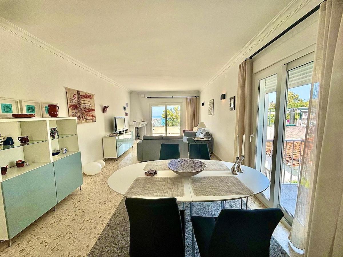 A2405 Modern 2 Bed 2 Bath Penthouse Burriana Apartamento