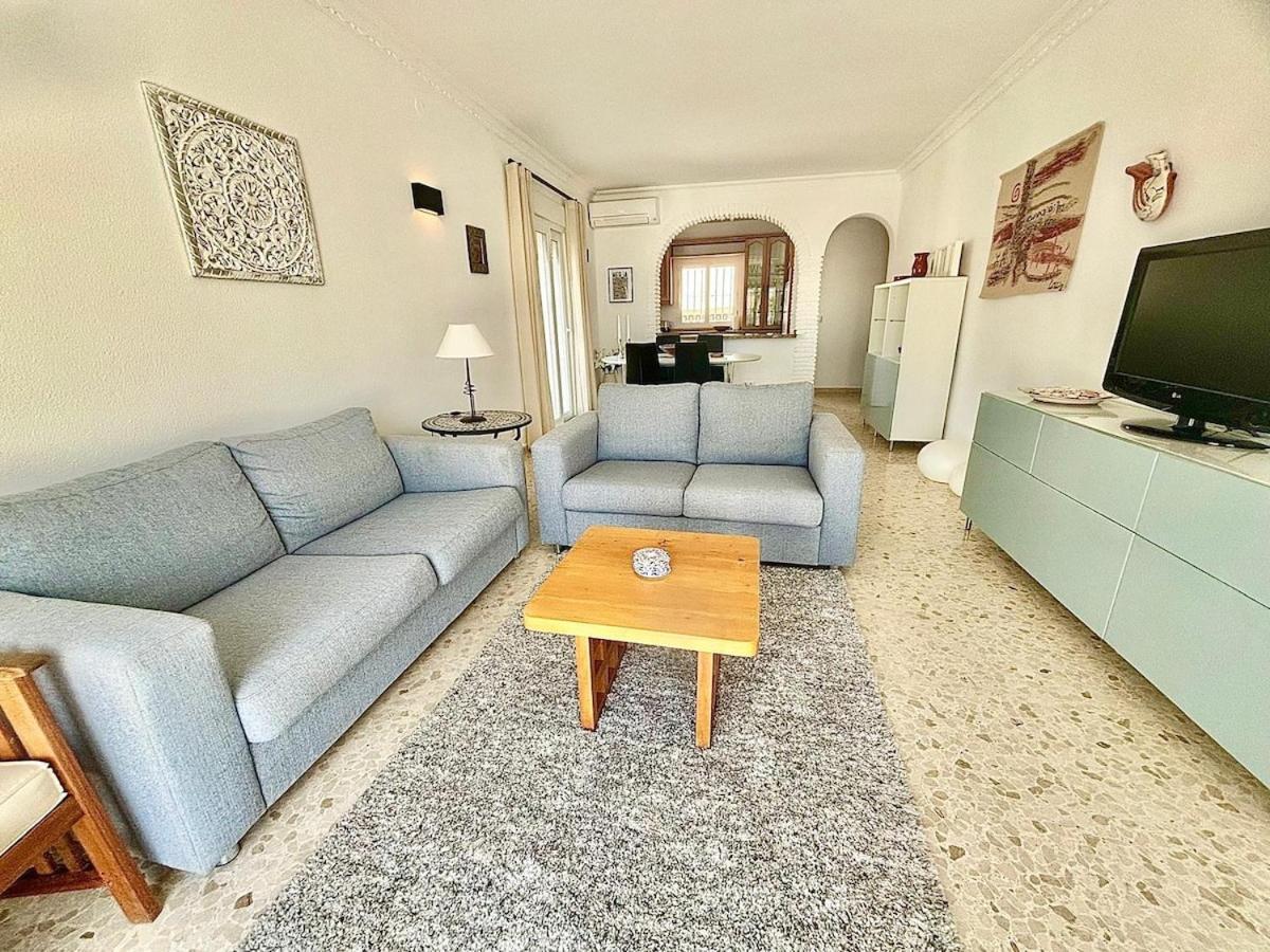 A2405 Modern 2 Bed 2 Bath Penthouse Burriana Apartamento *