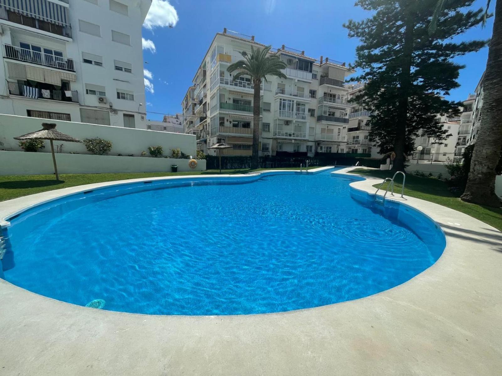Apartamento A Un Paso De La Zona Peatonal Del Balcón De Europa Nerja