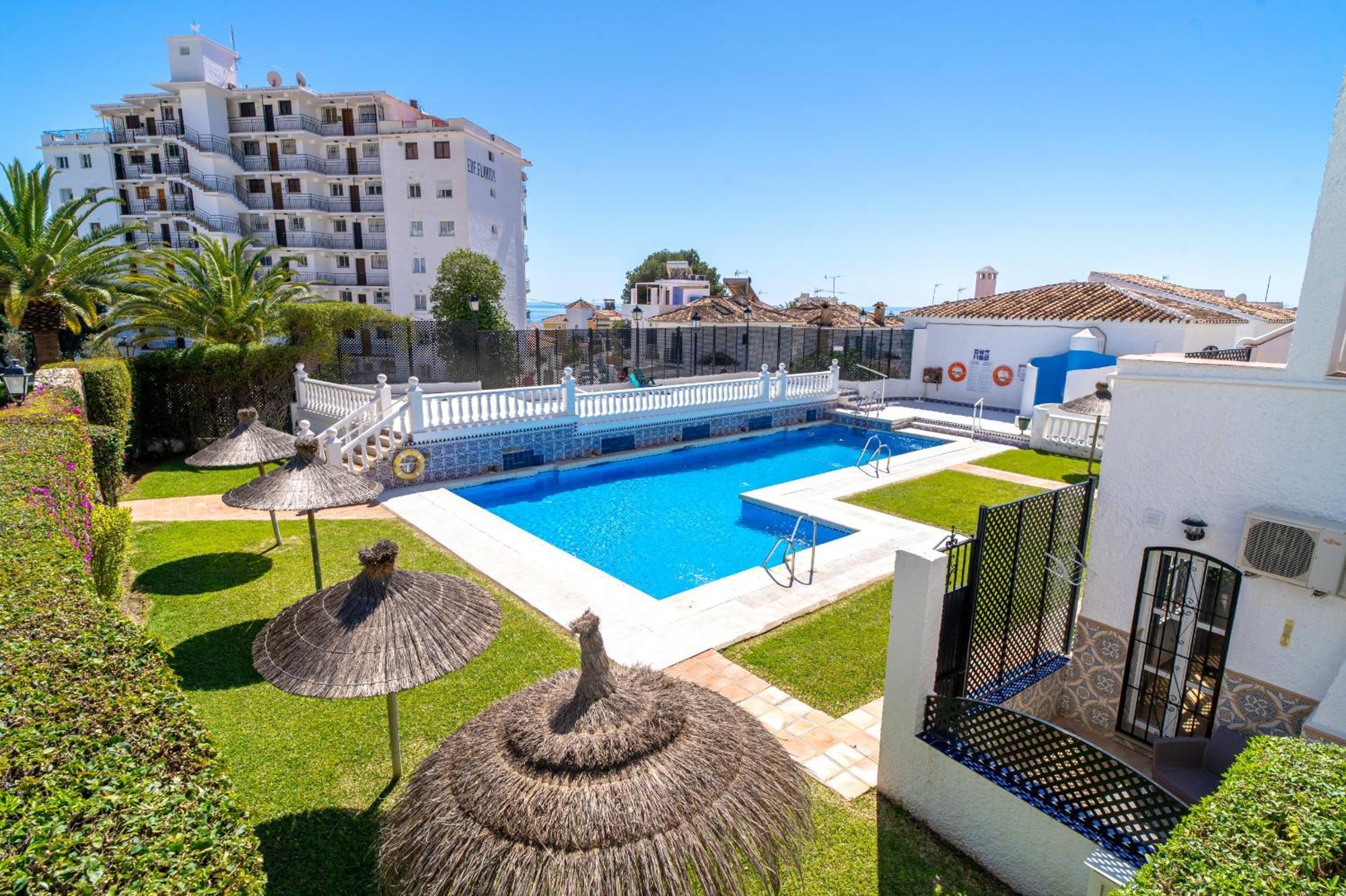 Verano Azul Seasun 90b By Casasol * Nerja
