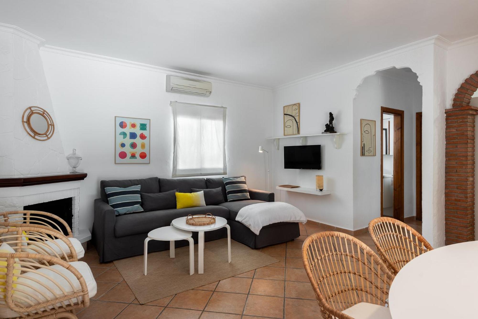 Villa Cortijo Andaluz, Jacuzzi, Piscina, Palmeras Nerja. *