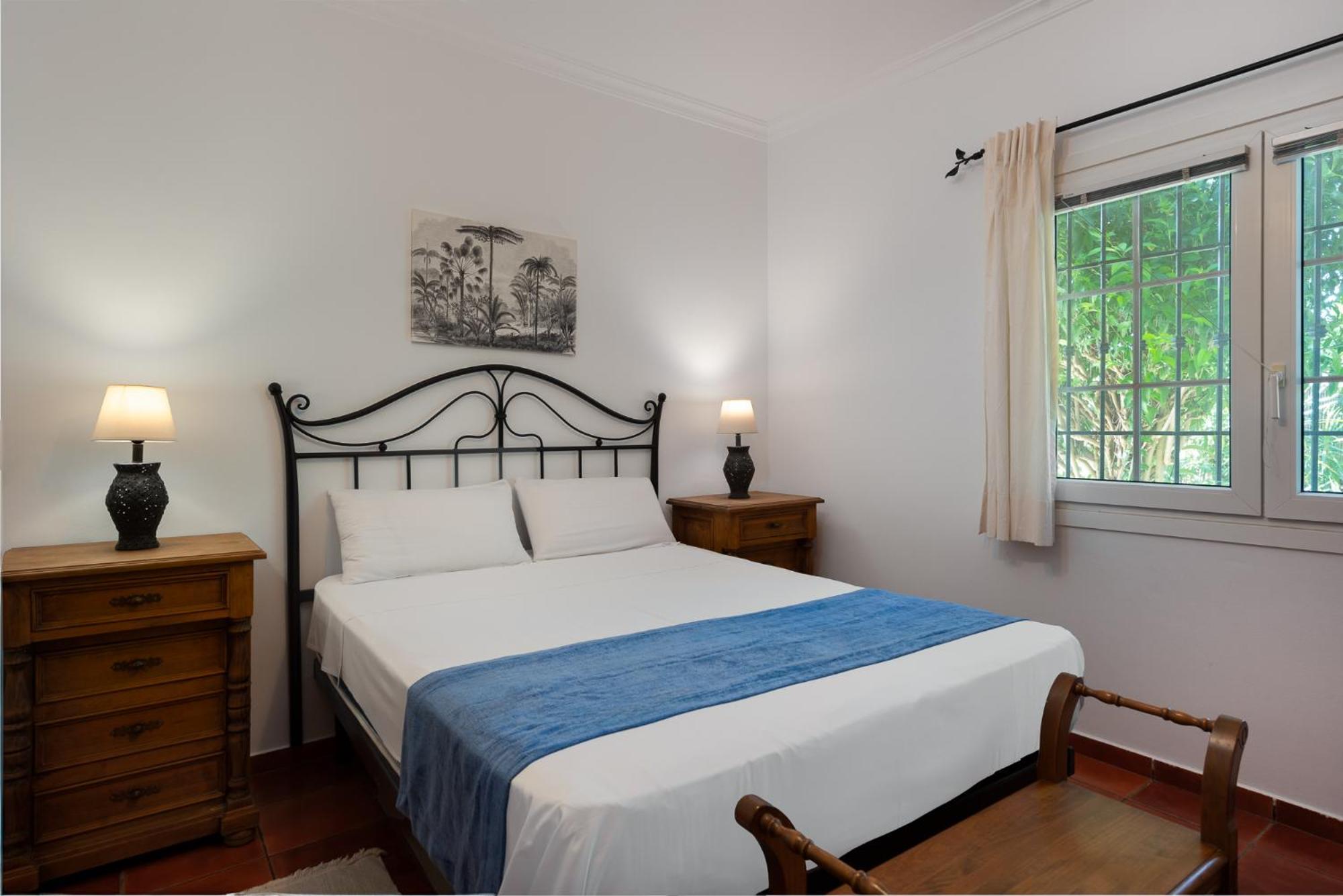 Cortijo Andaluz, Jacuzzi, Piscina, Palmeras Nerja. *